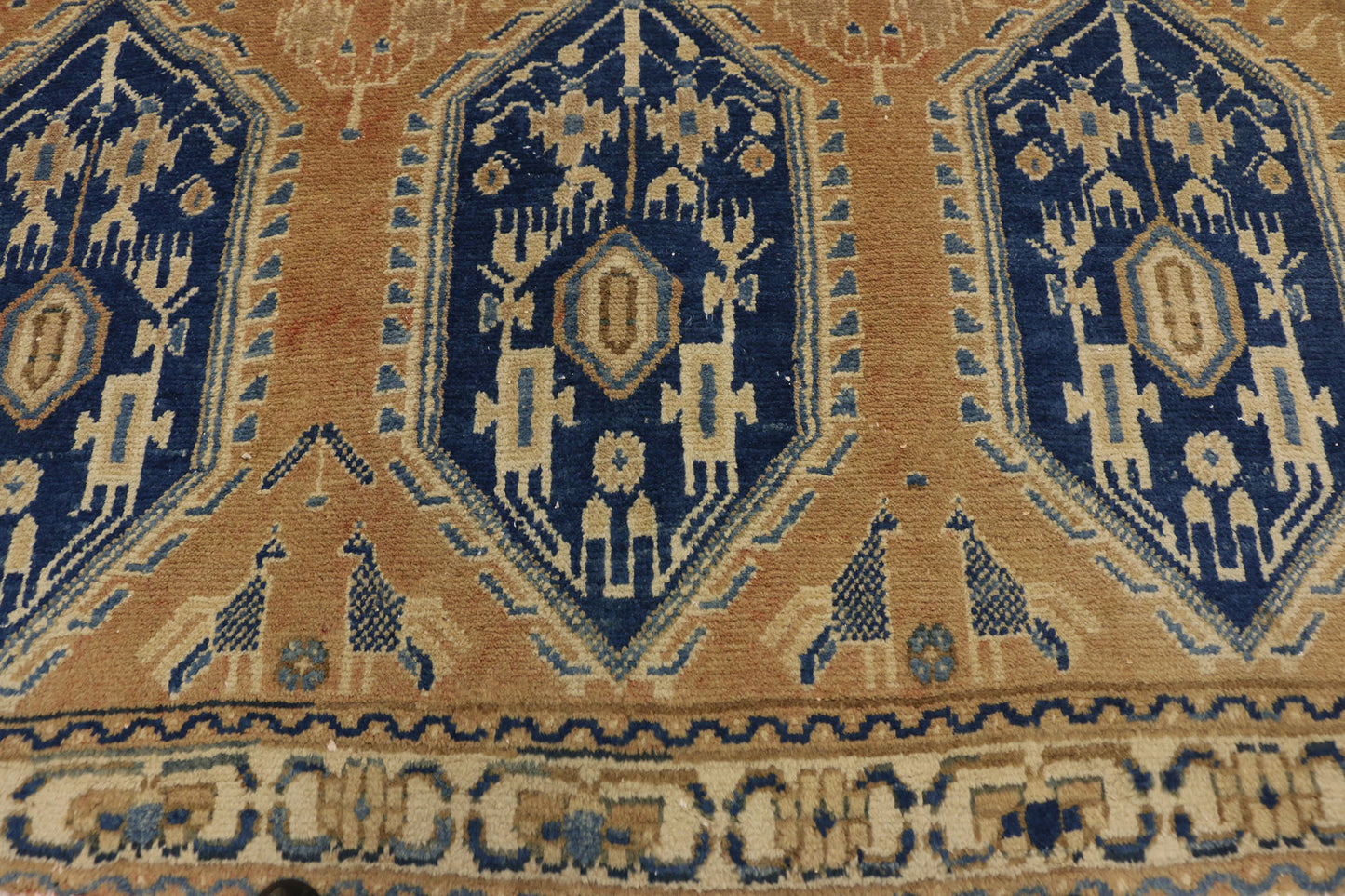 4 x 5 Vintage Sirjan Rug 75736