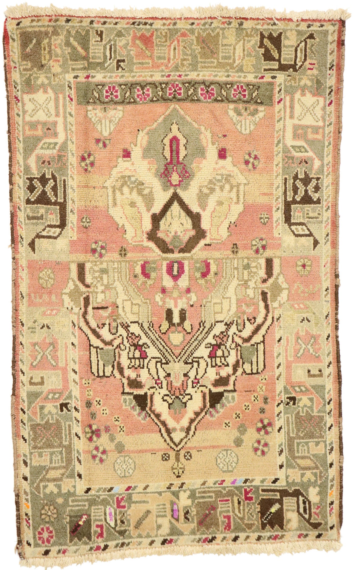 3 x 4 Vintage Persian Bakhtiari Rug 75751