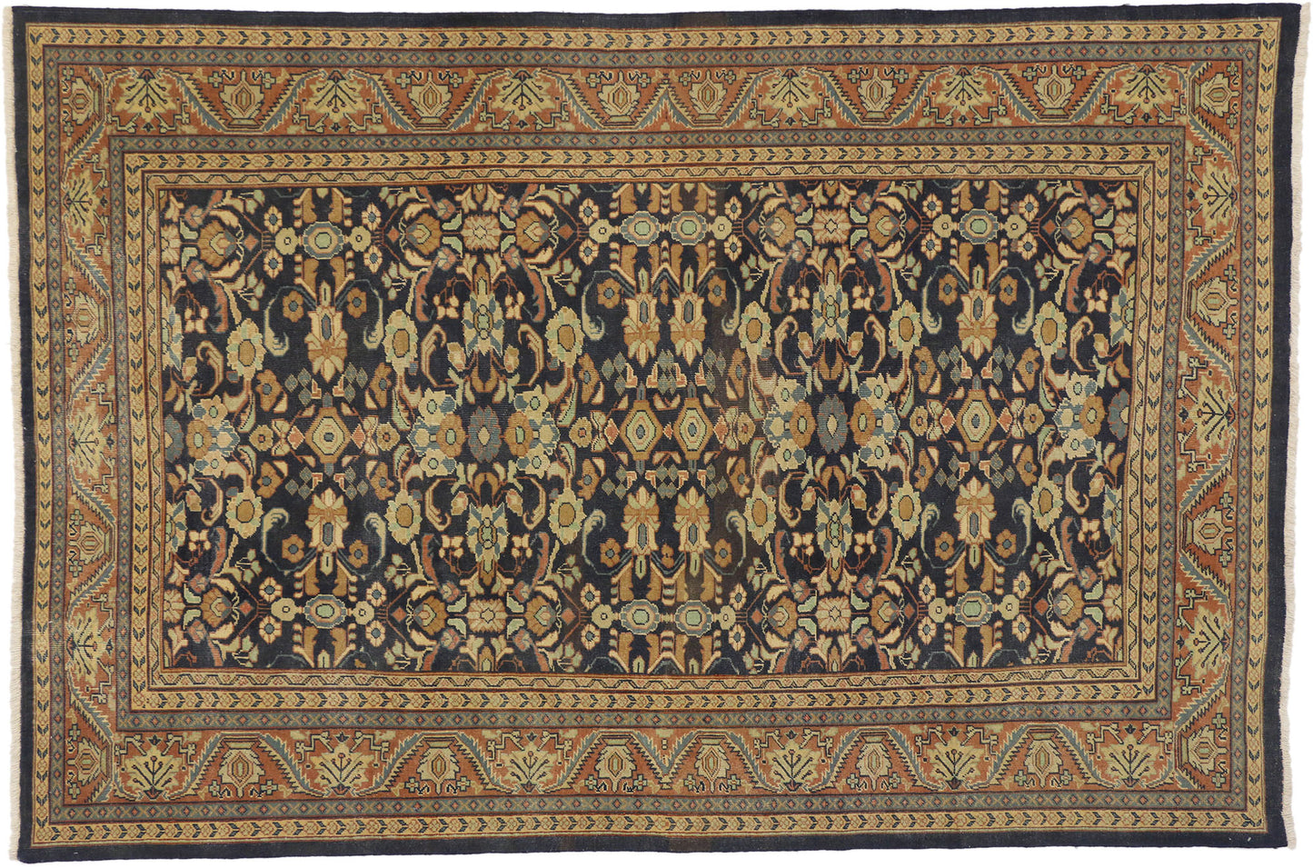 7 x 10 Vintage Mahal Rug 75830