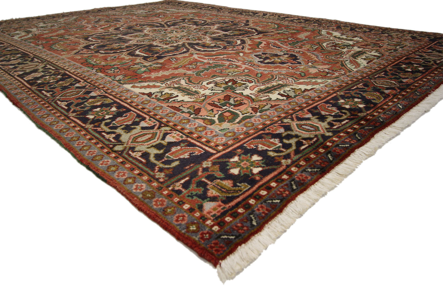 7 x 10 Vintage Heriz Rug 76008