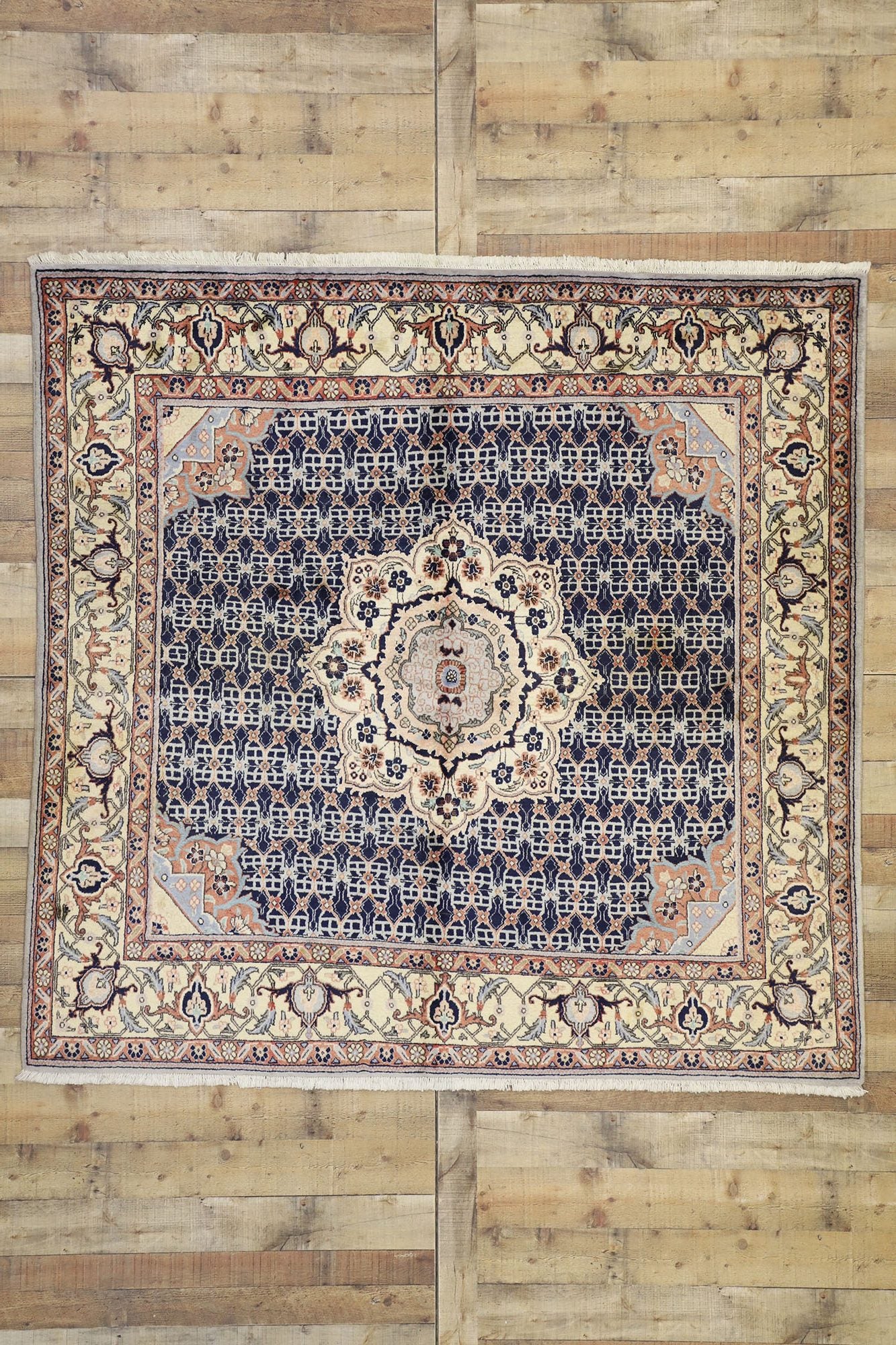 6 x 6 Vintage Persian Bijar Rug 76053