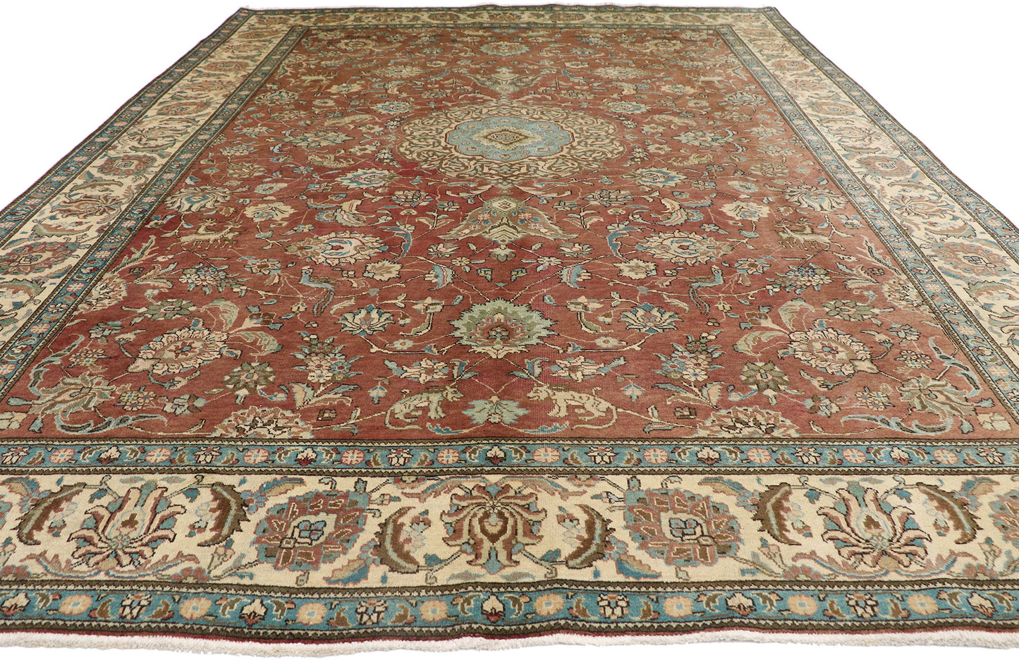 10 x 13 Vintage Persian Tabriz Rug 76286