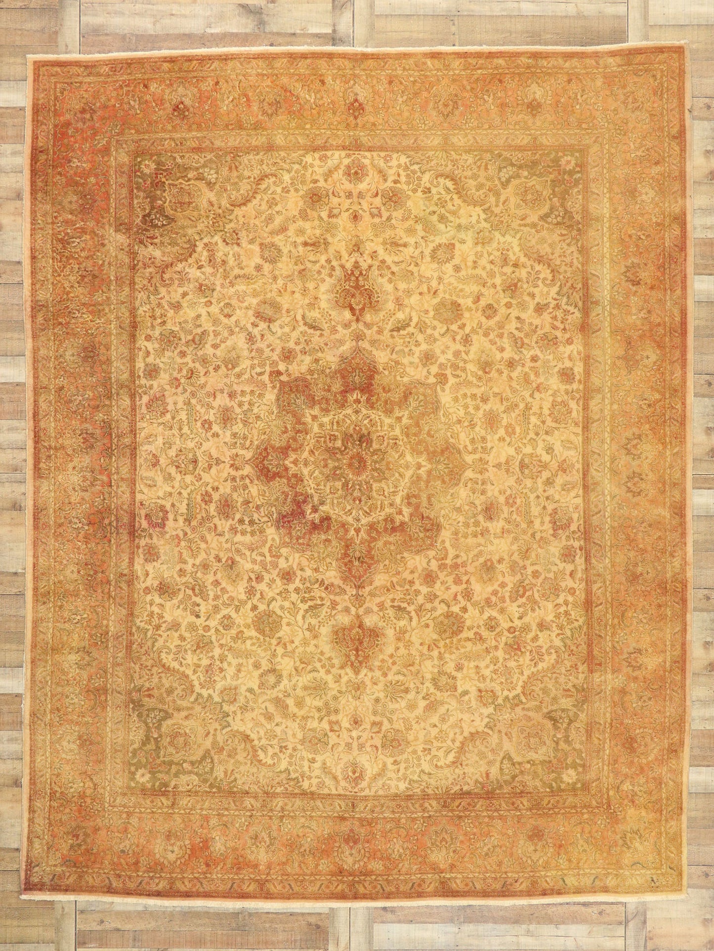10 x 13 Vintage Persian Tabriz Rug 76376