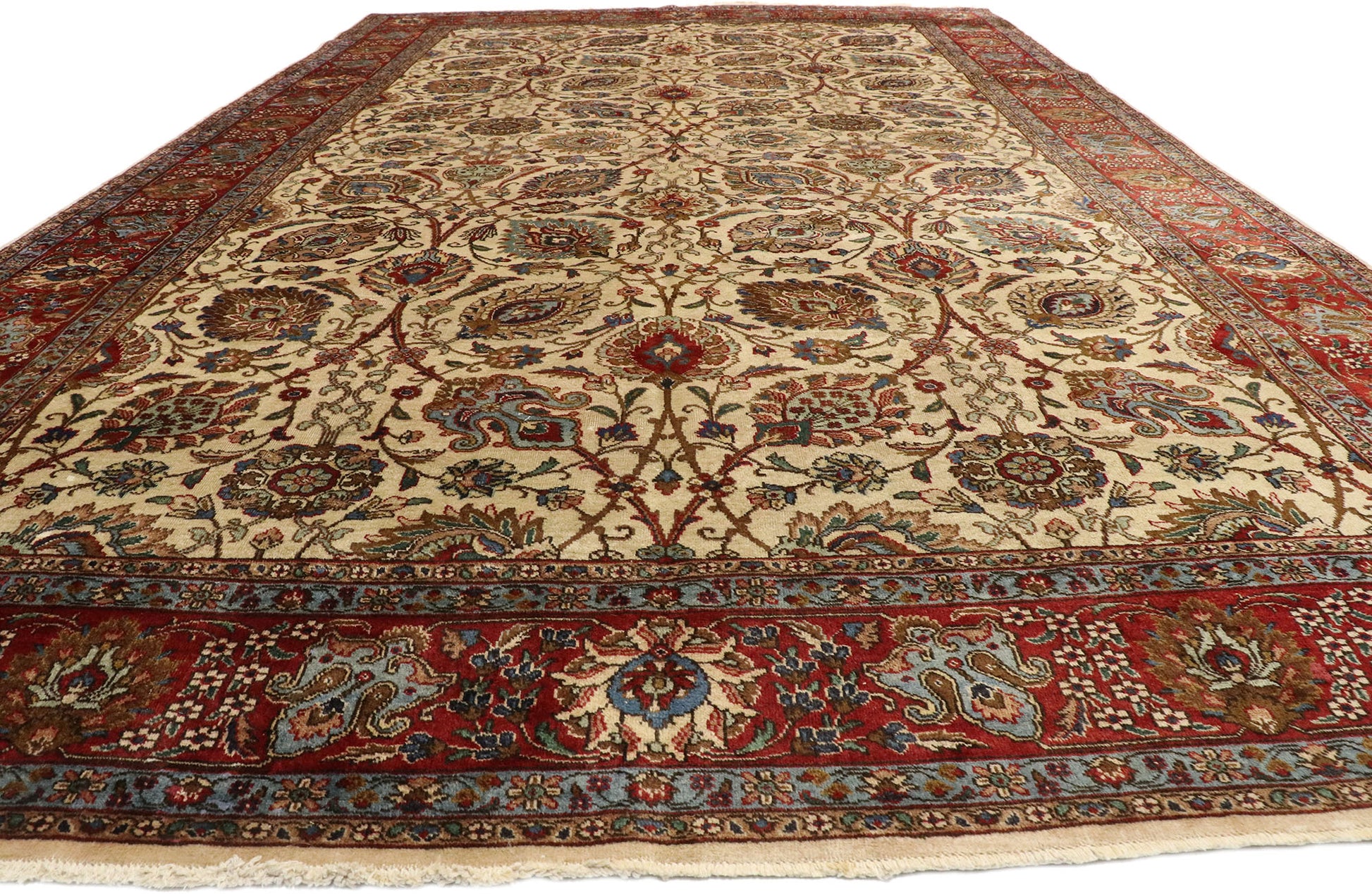 10 x 16 Vintage Persian Tabriz Rug 76409