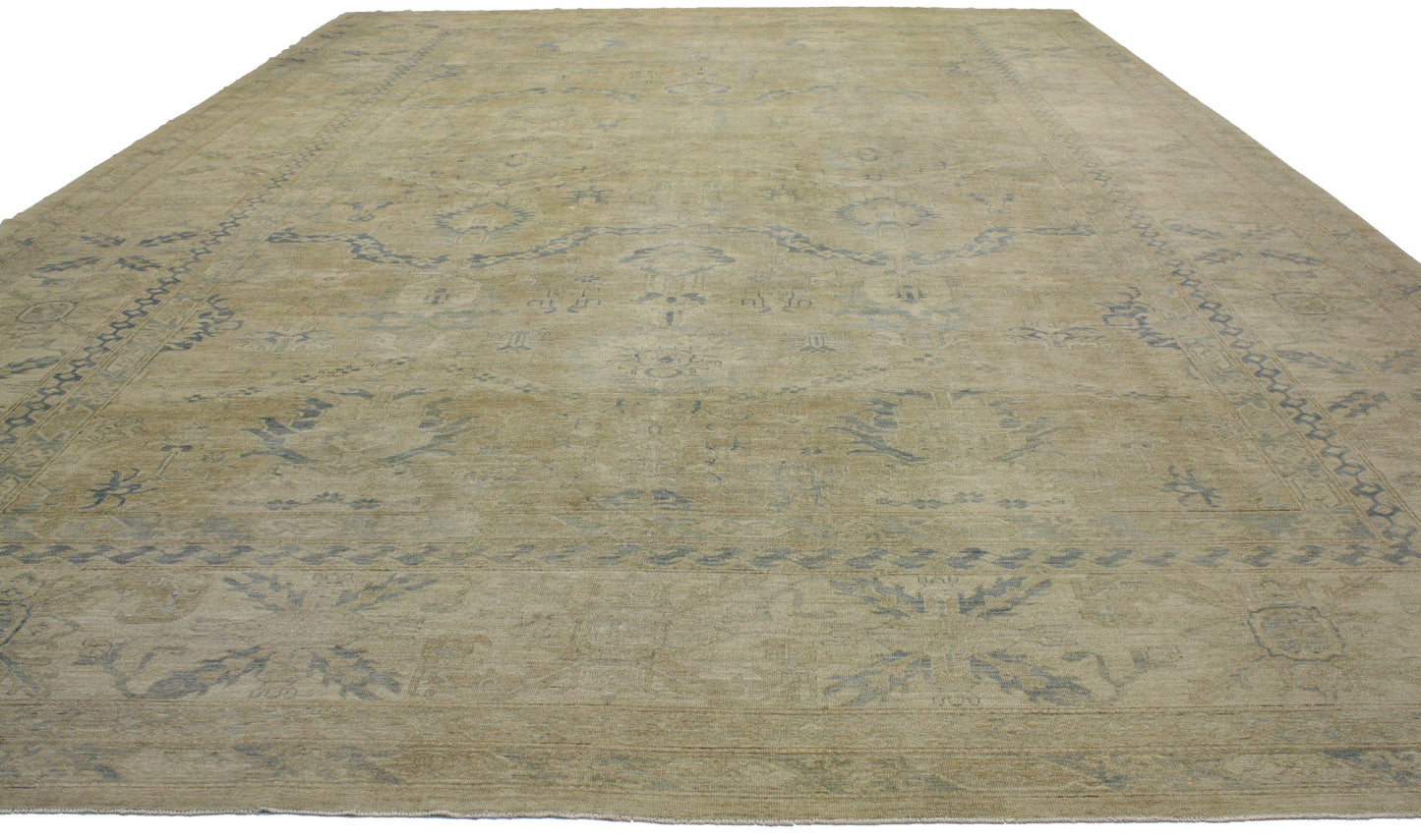 14 x 21 Pakistan Rug 76652