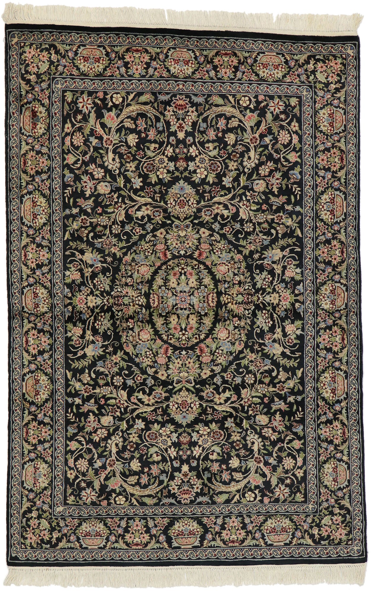 4 x 6 Vintage Pakistan Rug 76855