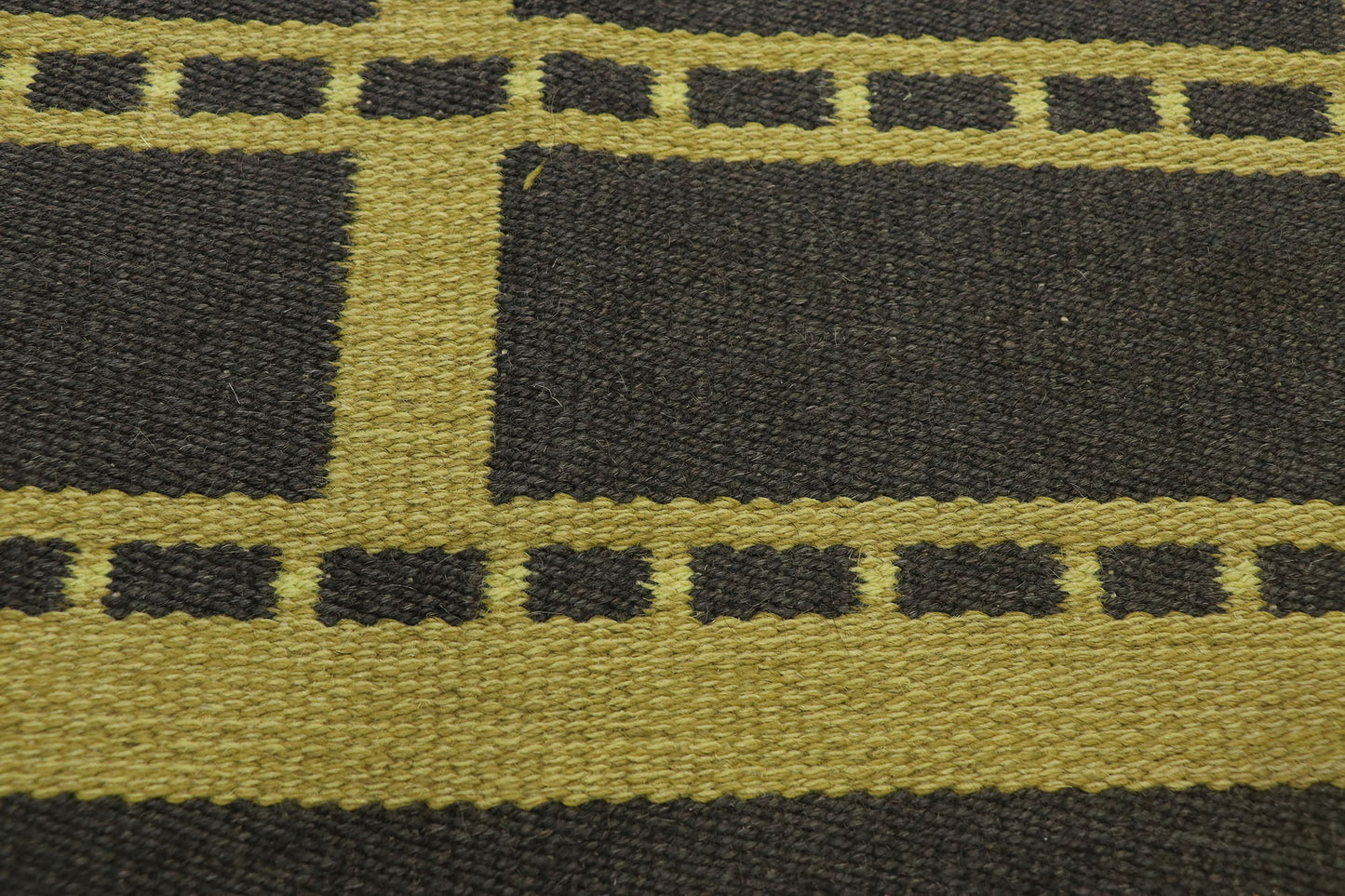 7 x 10 Vintage Swedish Kilim Rug 77039