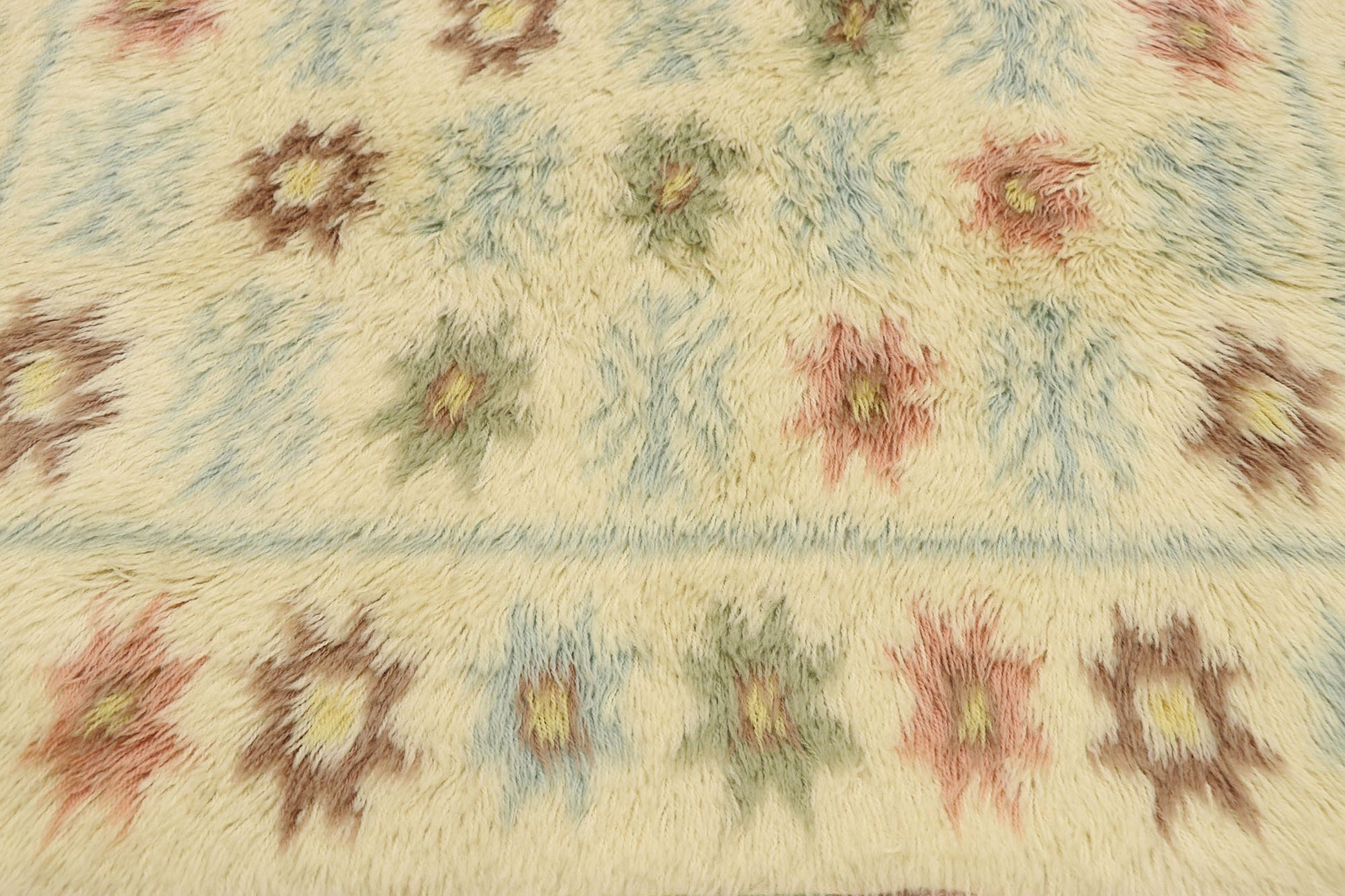 4 x 7 Vintage Swedish Rya Rug 77044