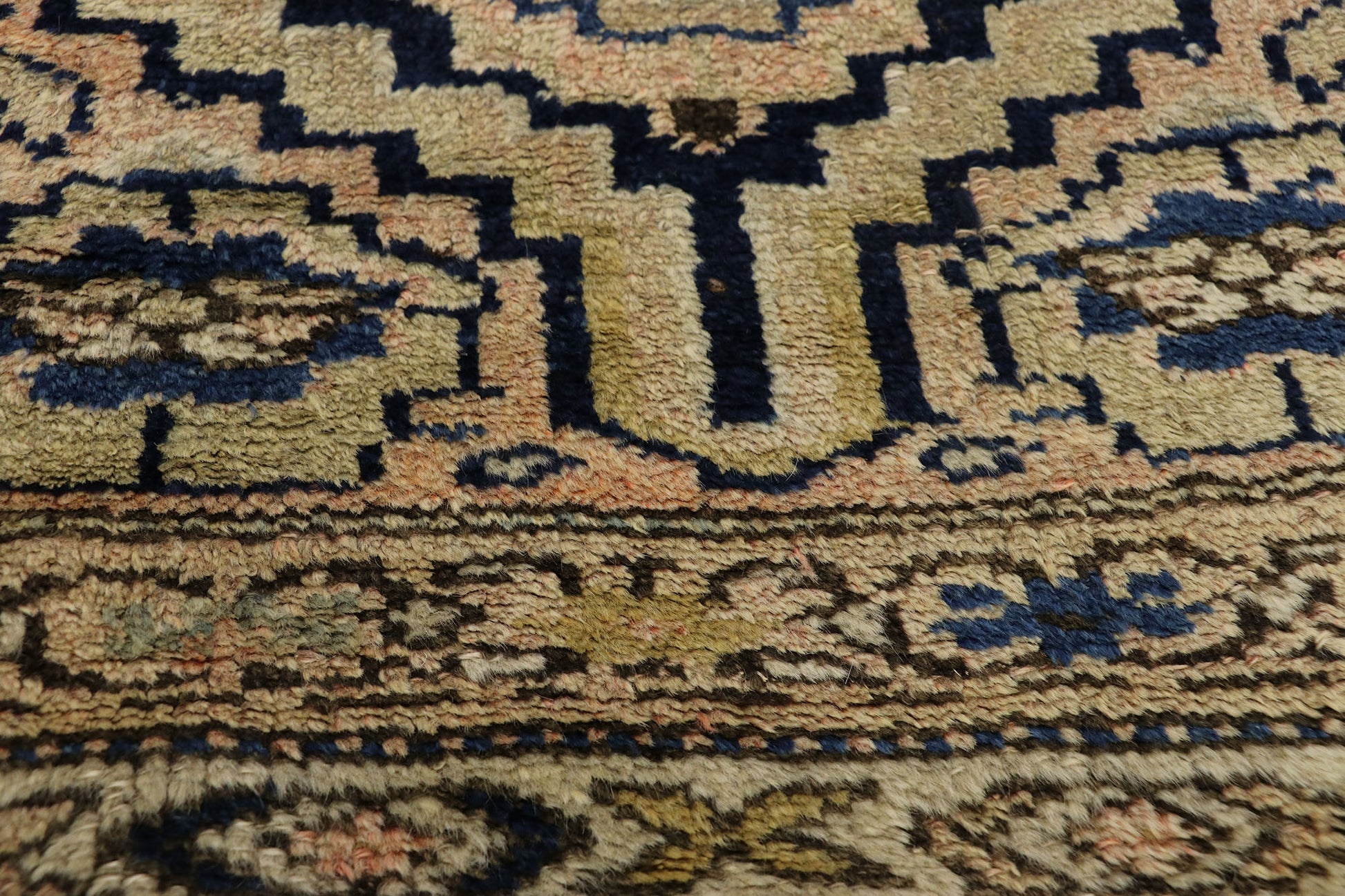 3 x 18 Antique Malayer Rug 77103