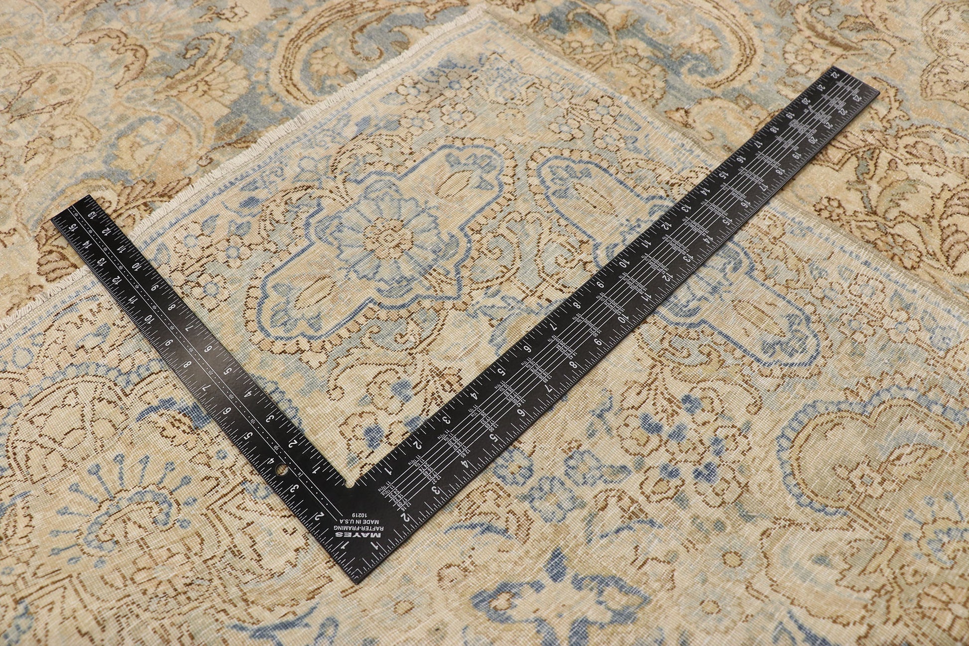 11 x 17 Antique Persian Kerman Rug 77167