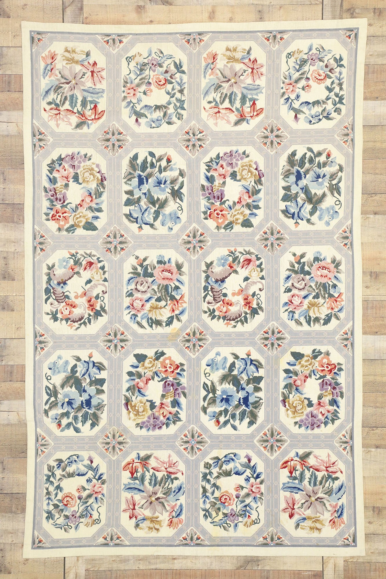 5 x 8 Vintage Floral Needlepoint Rug 77206