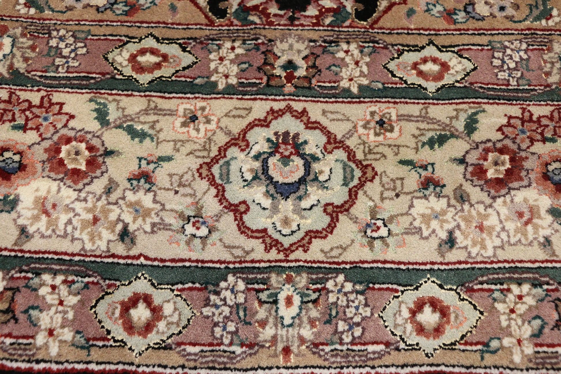 6 x 9 Vintage Chinese Tabriz Rug 77329