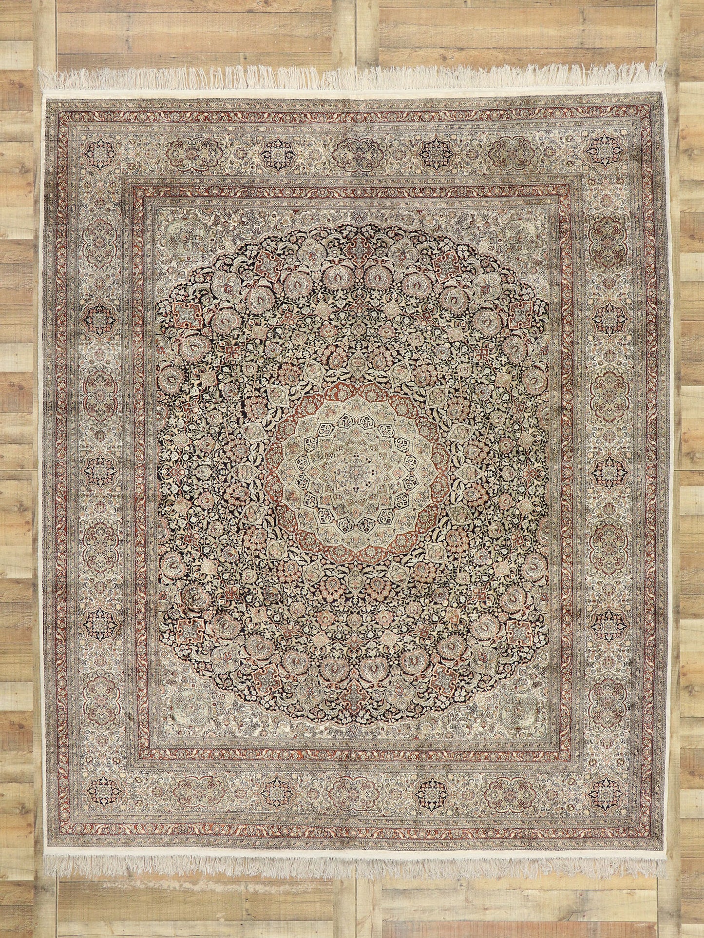 9 x 10 Vintage Turkish Silk Hereke Rug 77475