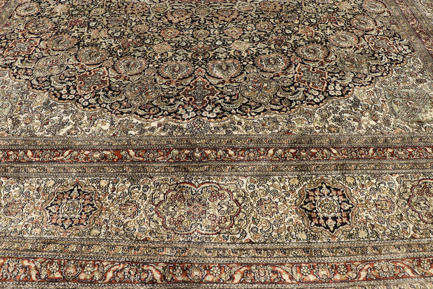 9 x 10 Vintage Turkish Silk Hereke Rug 77475