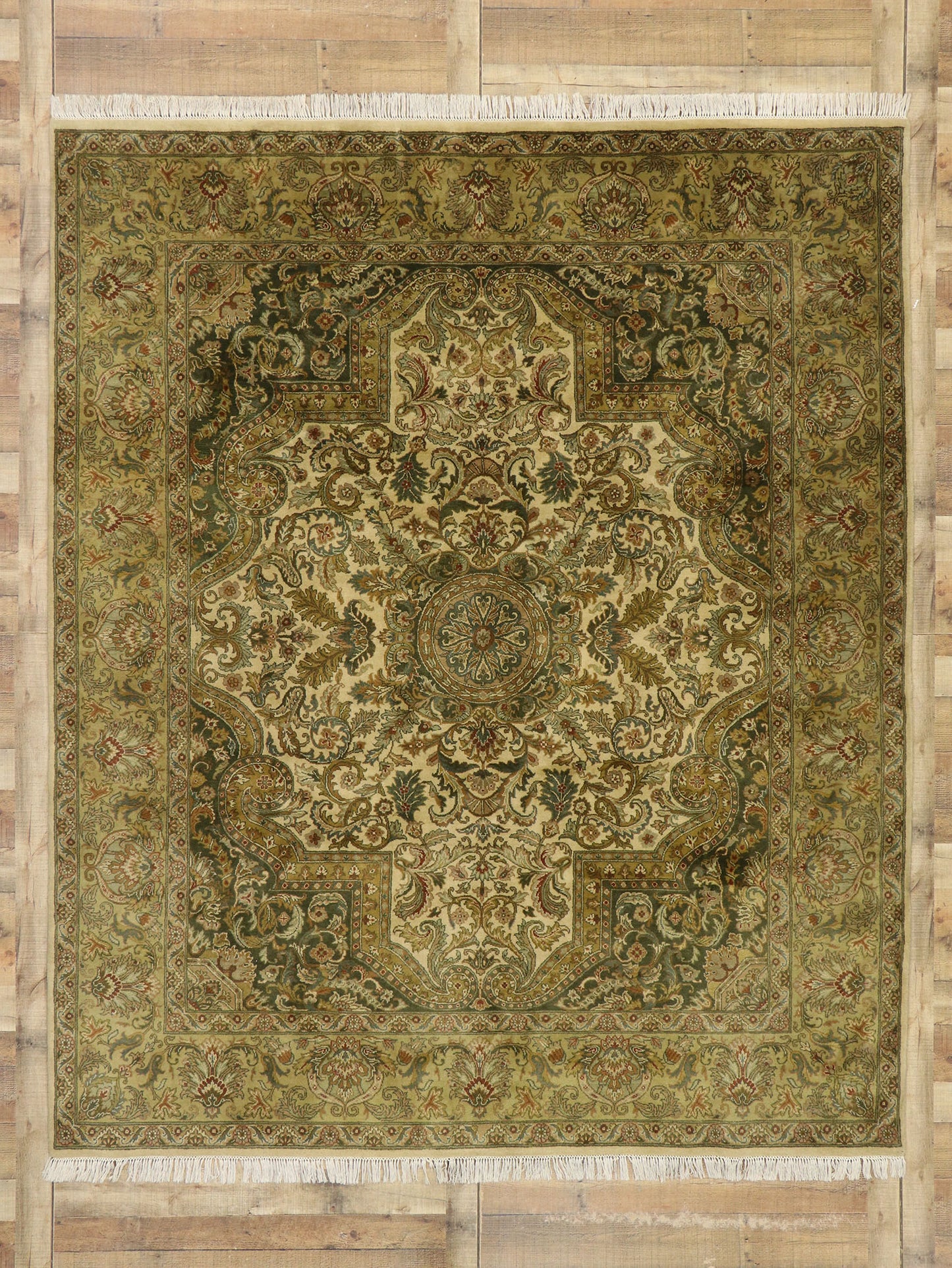 8 x 10 Vintage Indian Botanical Rug 77479