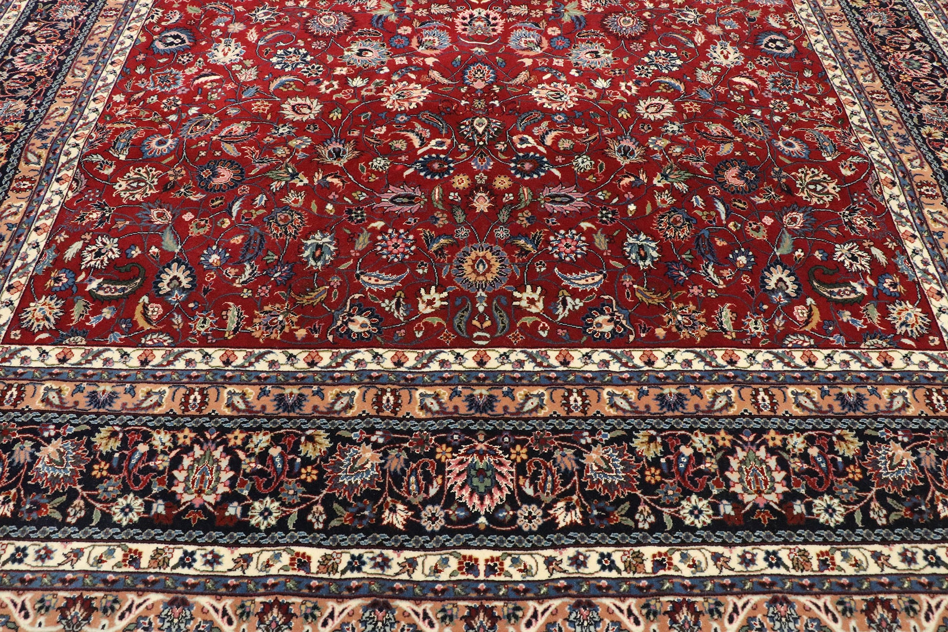 6 x 9 Vintage Chinese Wool and Silk Rug 77526