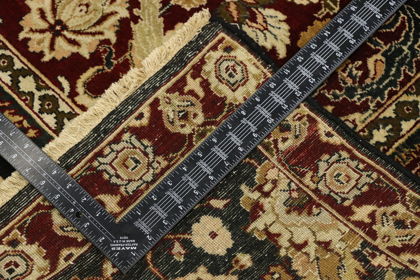 8 x 10 Traditional Vintage Indian Rug 77554