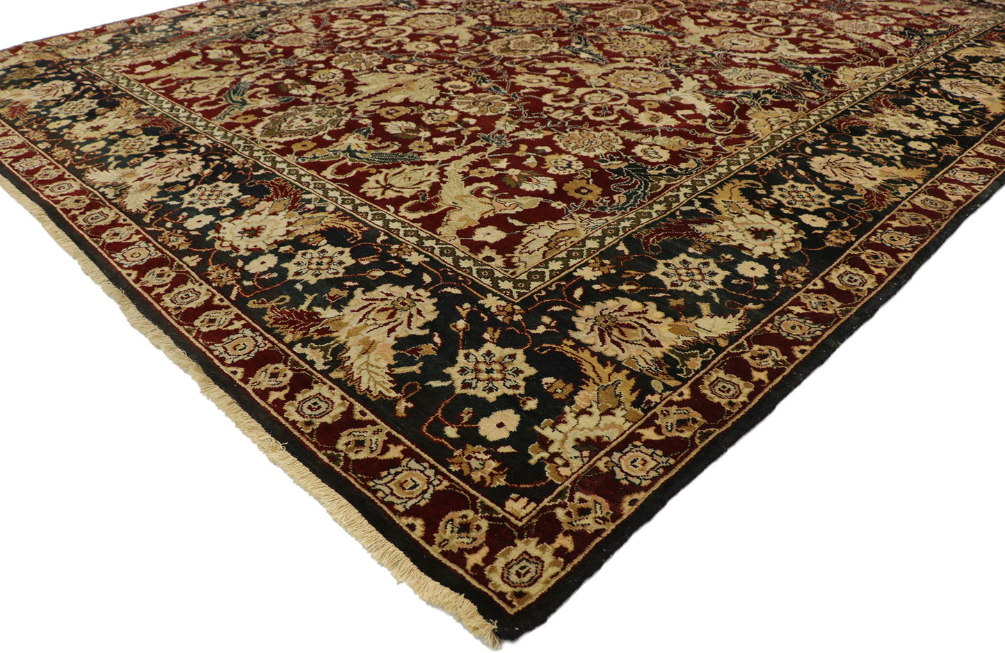8 x 10 Traditional Vintage Indian Rug 77554