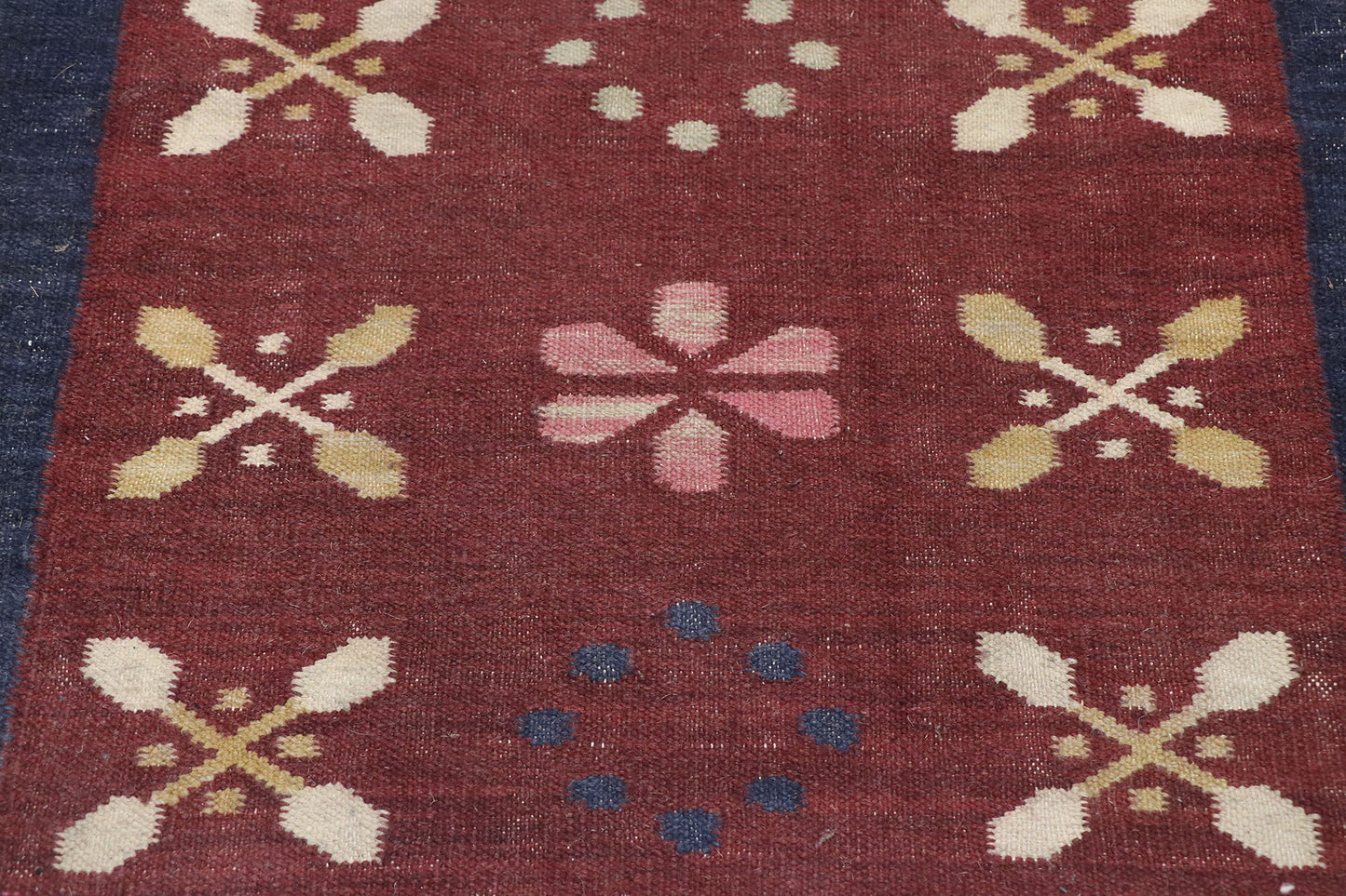 3 x 4 Vintage Romanian Kilim Rug 77649