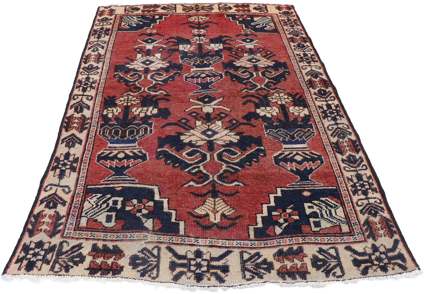 4 x 6 Vintage Persian Bakhtiari Rug 77715