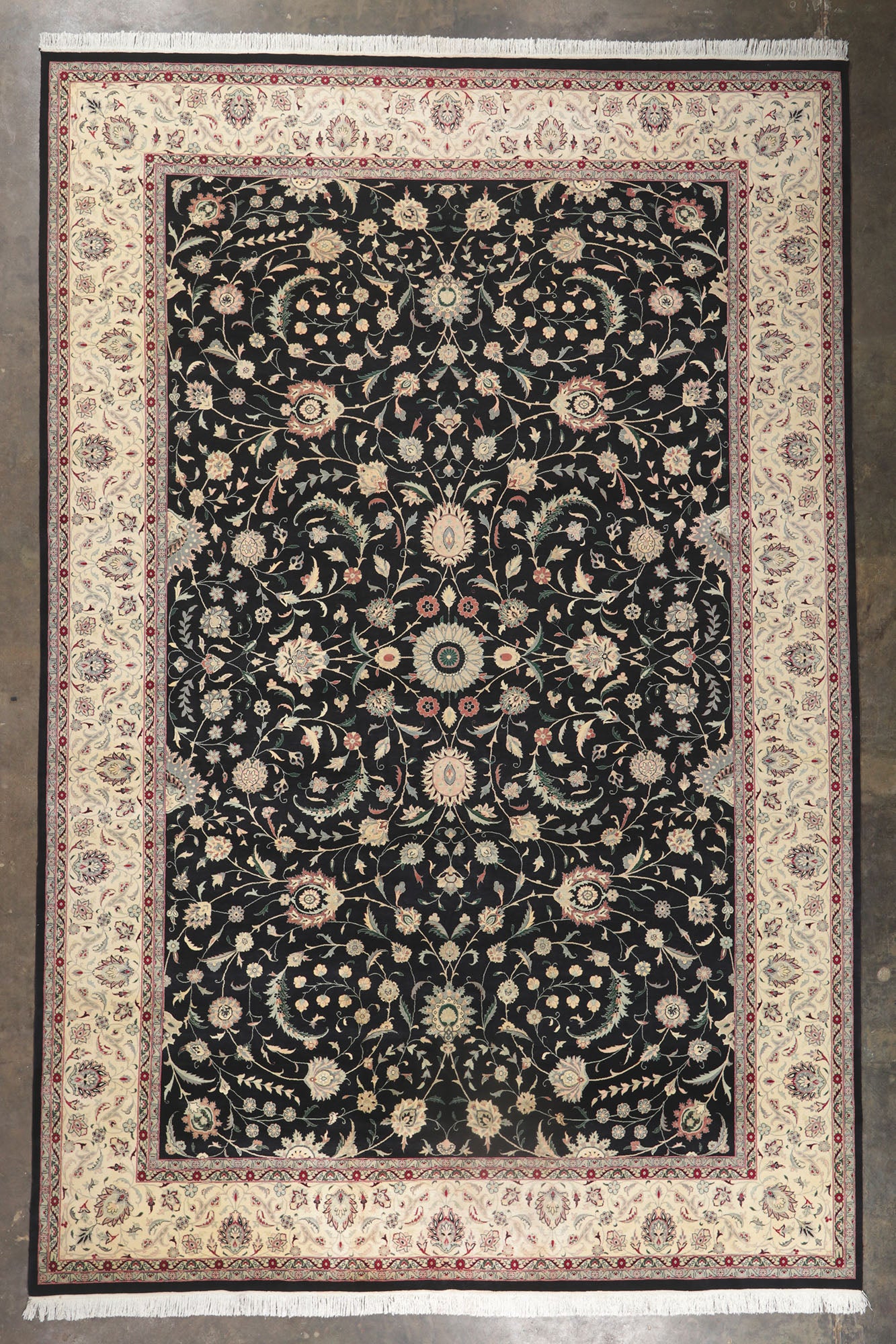 12 x 18 Vintage Pakistani Tabriz Rug 77747