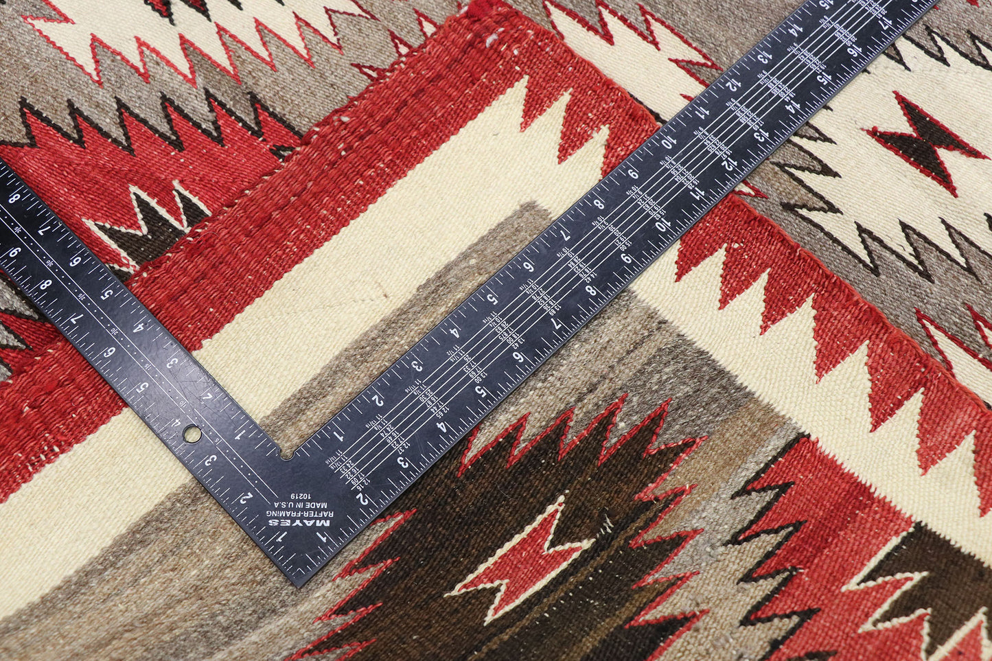 3 x 4 Vintage Eye Dazzler Navajo Rug 77765