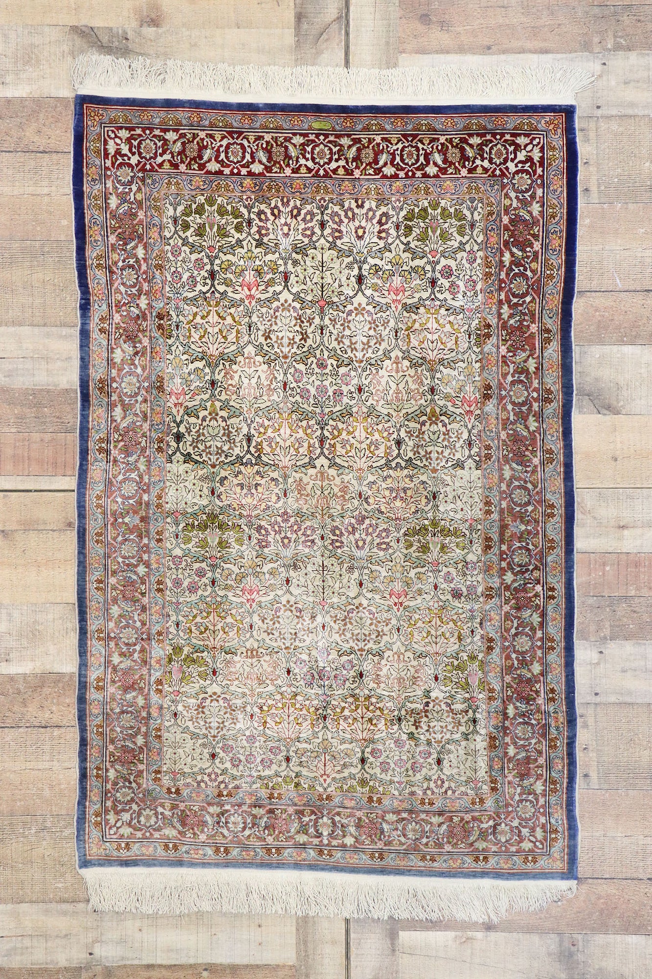 3 x 5 Vintage Turkish Silk Hereke Rug 77795