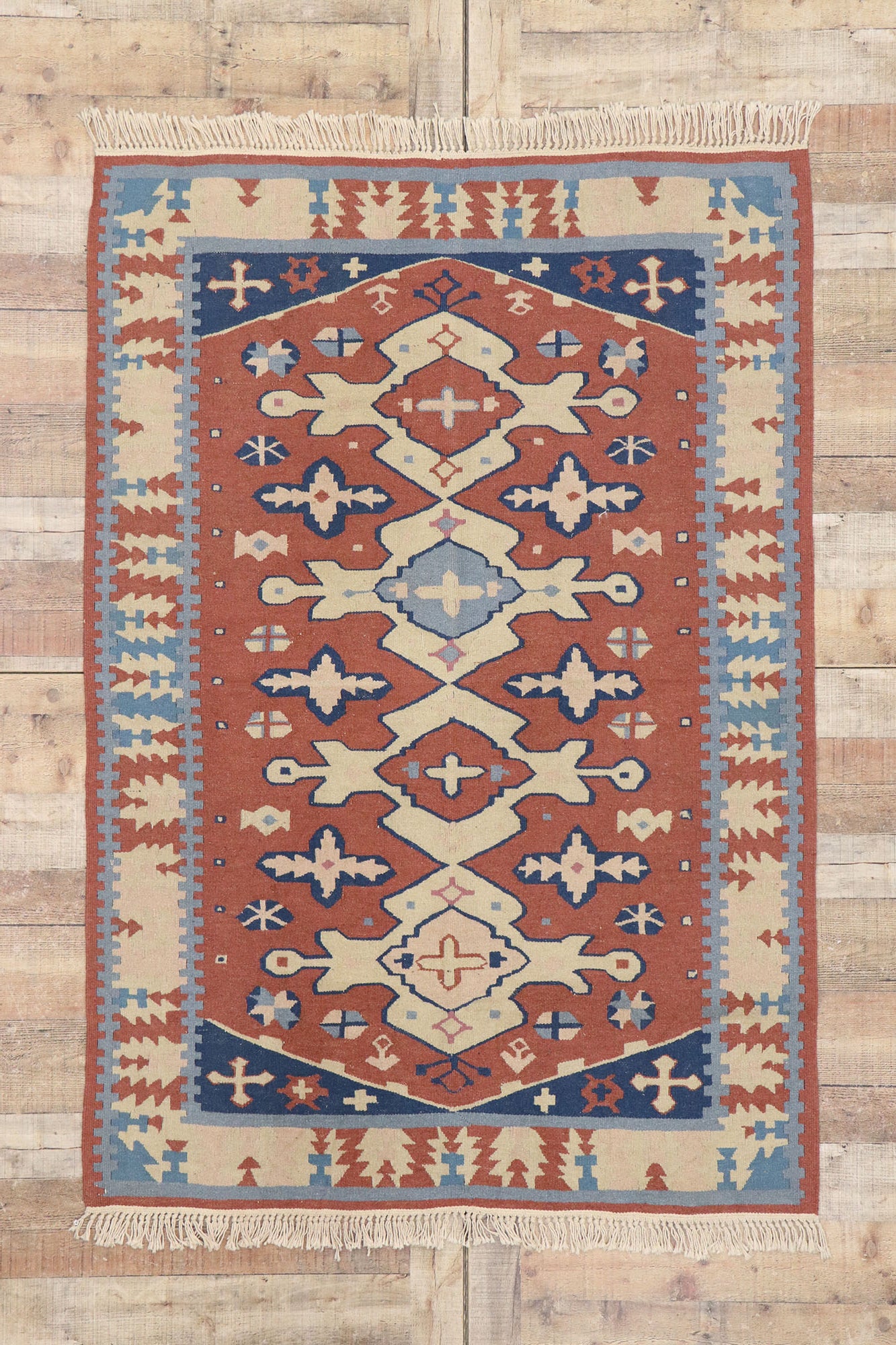 4 x 6 Vintage Persian Shiraz Kilim Rug 77800
