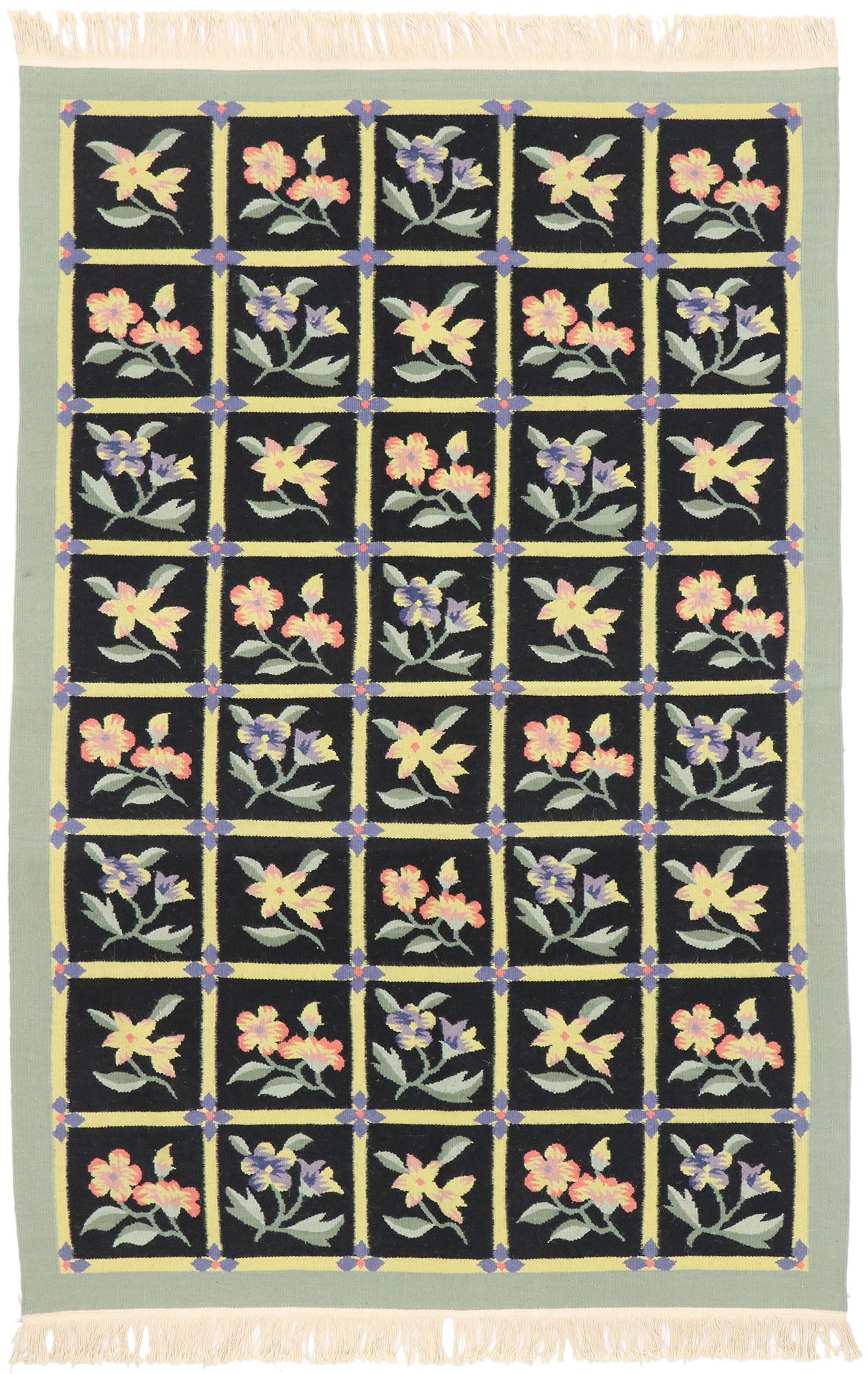 4 x 6 Vintage Floral Kilim Rug 77809