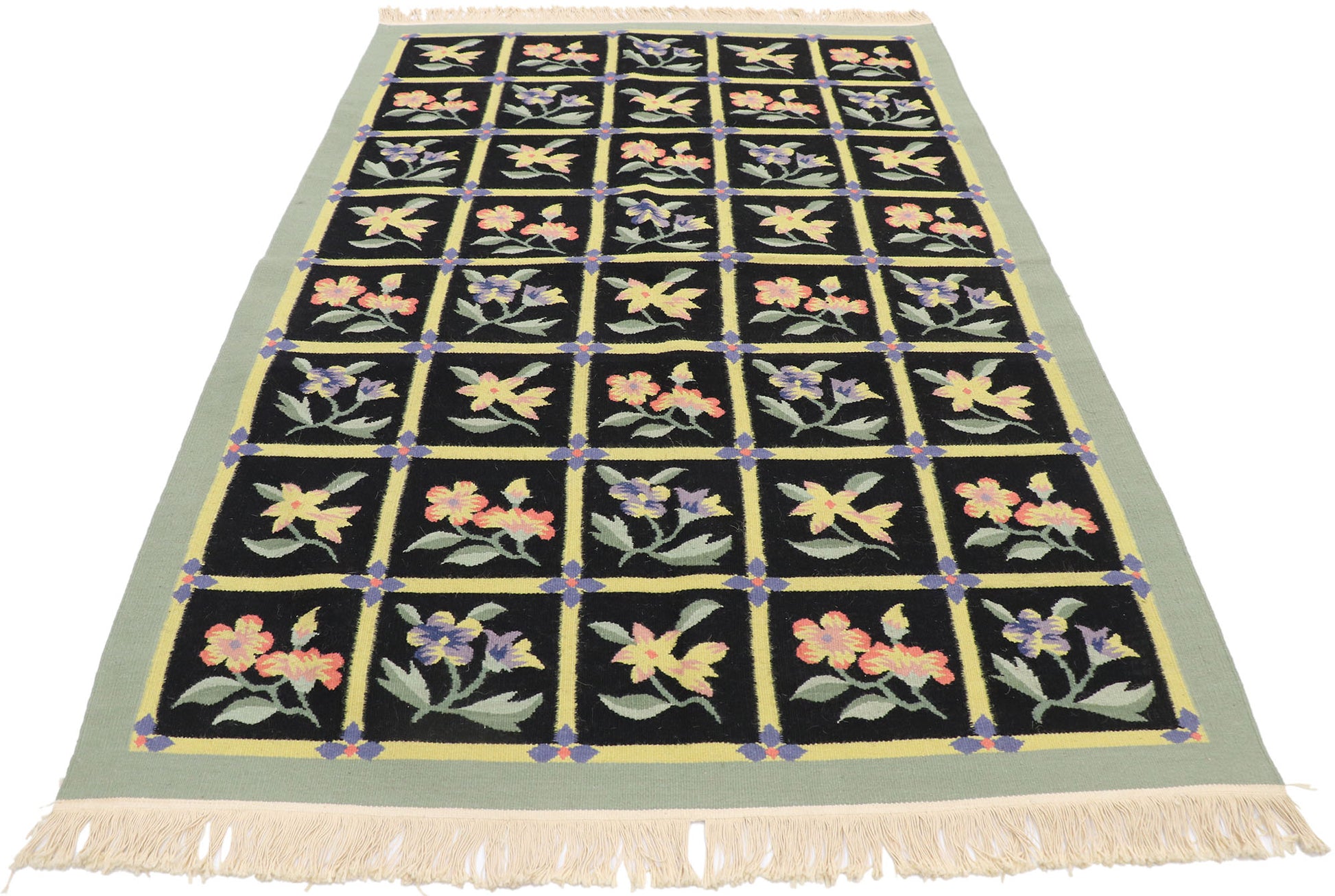 4 x 6 Vintage Floral Kilim Rug 77809