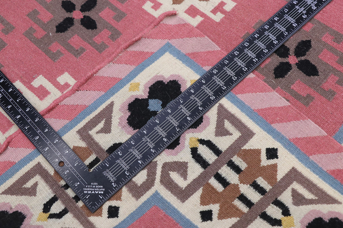 4 x 6 Vintage Romanian Kilim Rug 77811