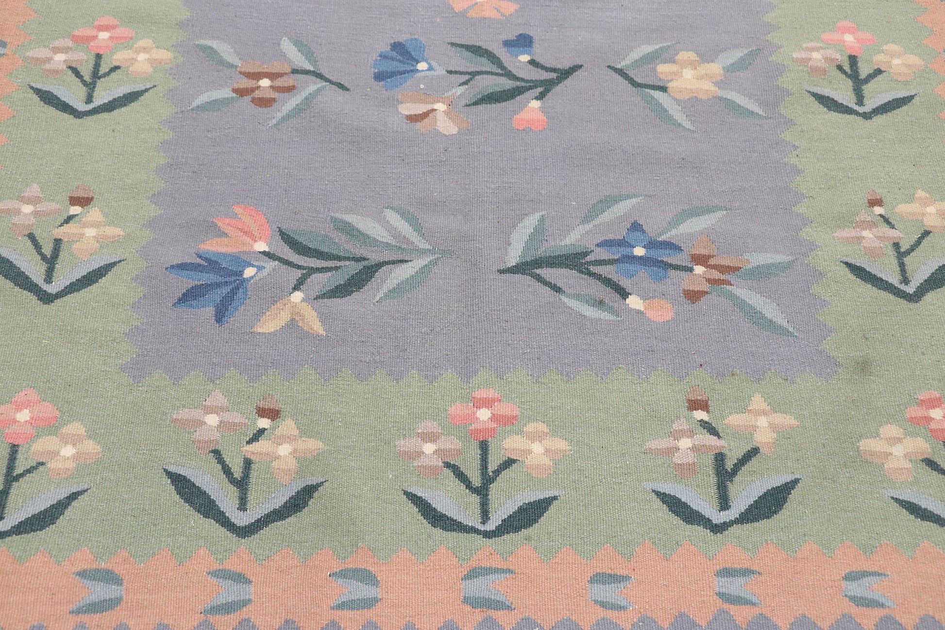 4 x 6 Vintage Floral Kilim Rug 77818