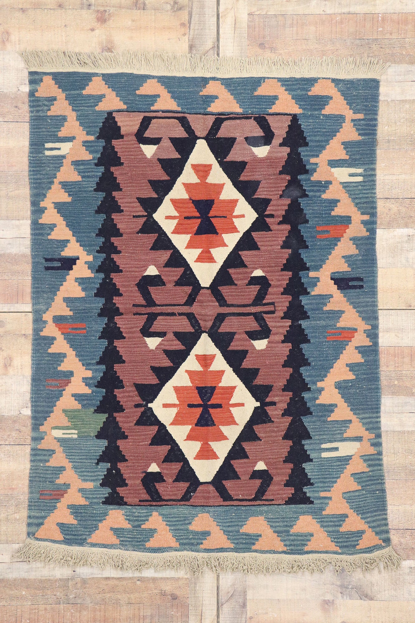 4 x 5 Vintage Persian Shiraz Kilim Rug 77819