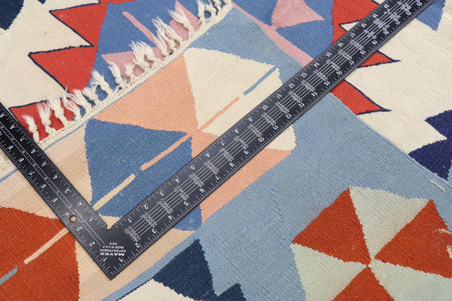 4 x 6 Vintage Persian Shiraz Kilim Rug 77822