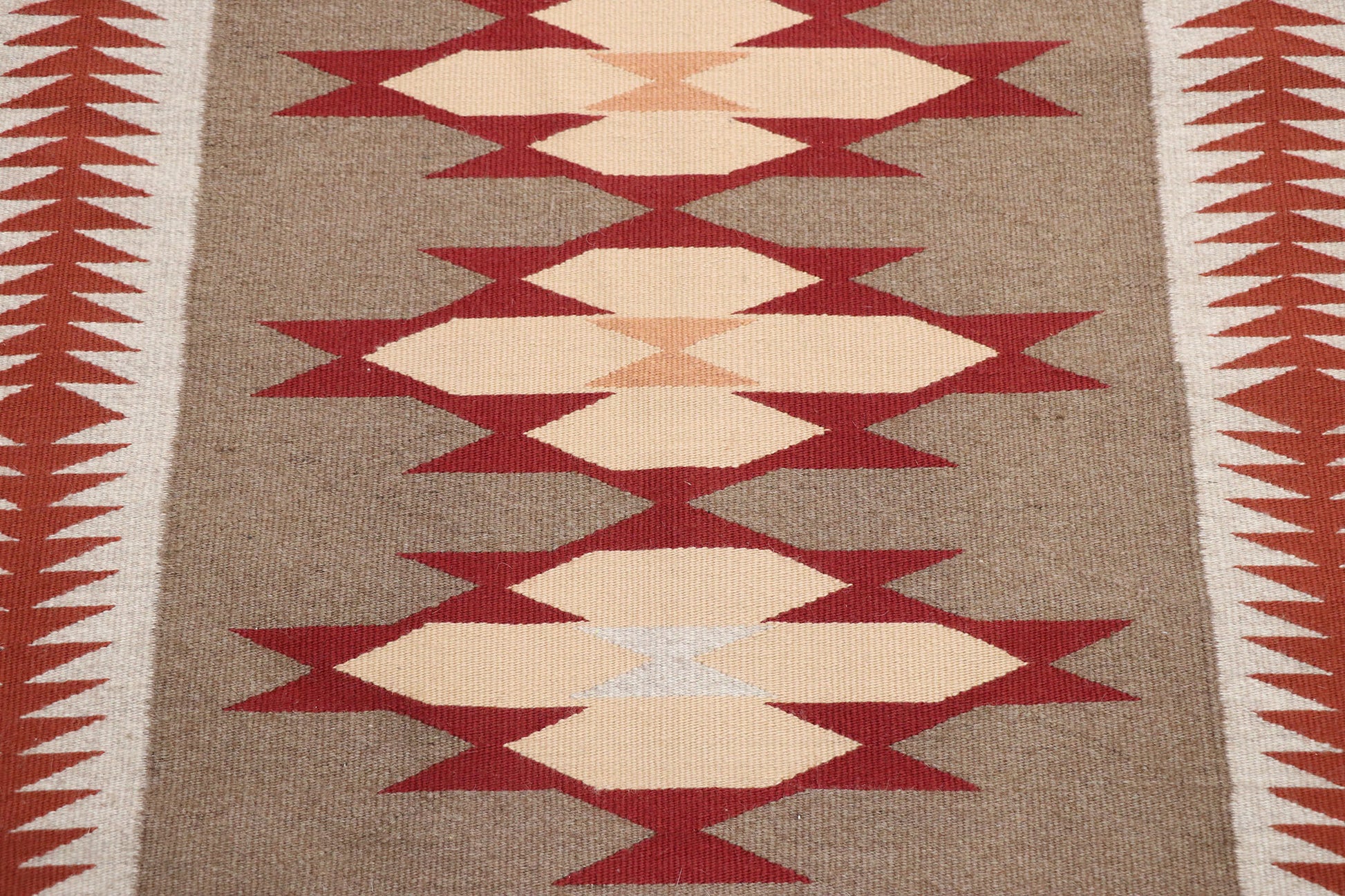 3 x 4 Vintage Eye Dazzler Navajo Rug 77867