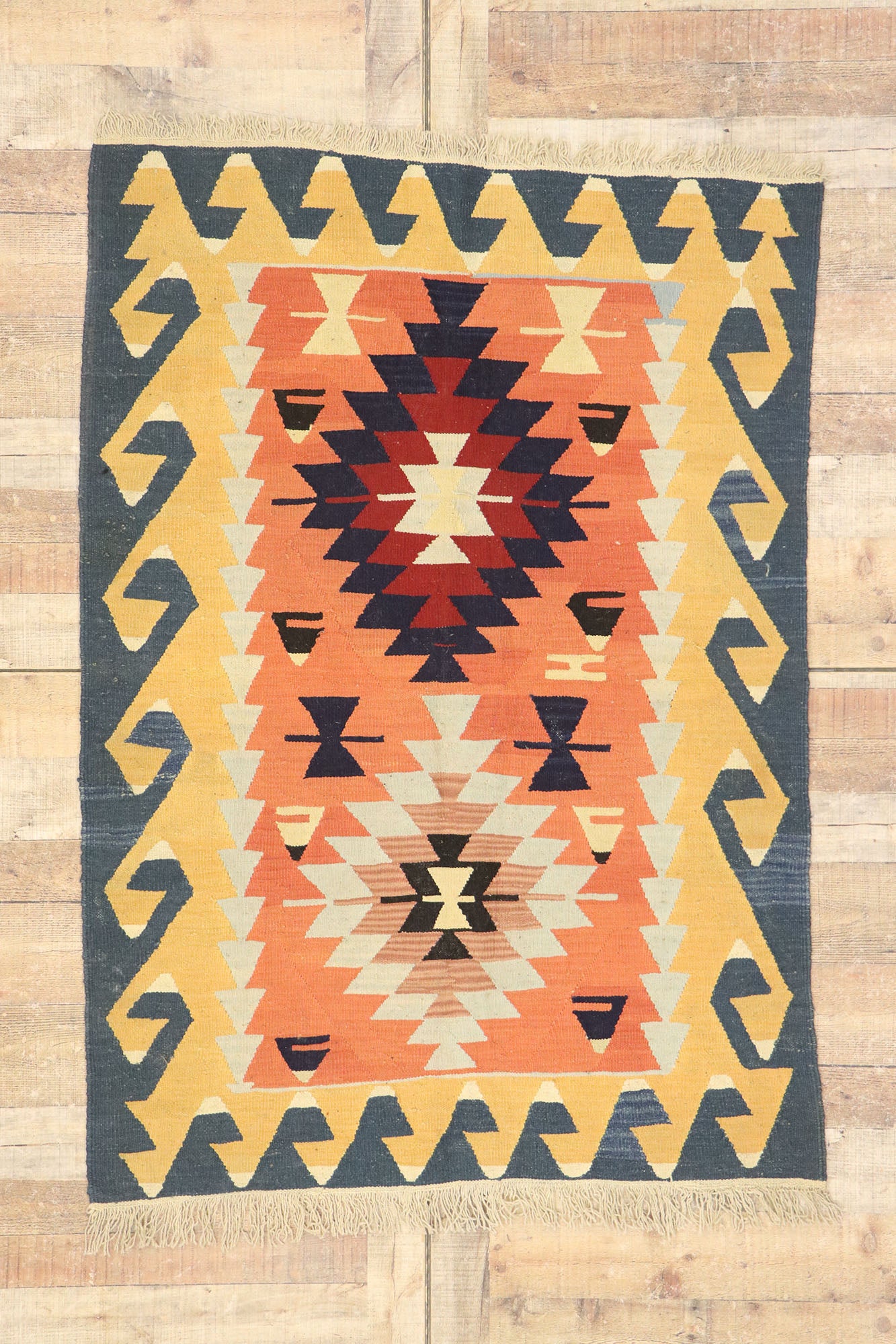 4 x 5 Vintage Persian Shiraz Kilim Rug 77974