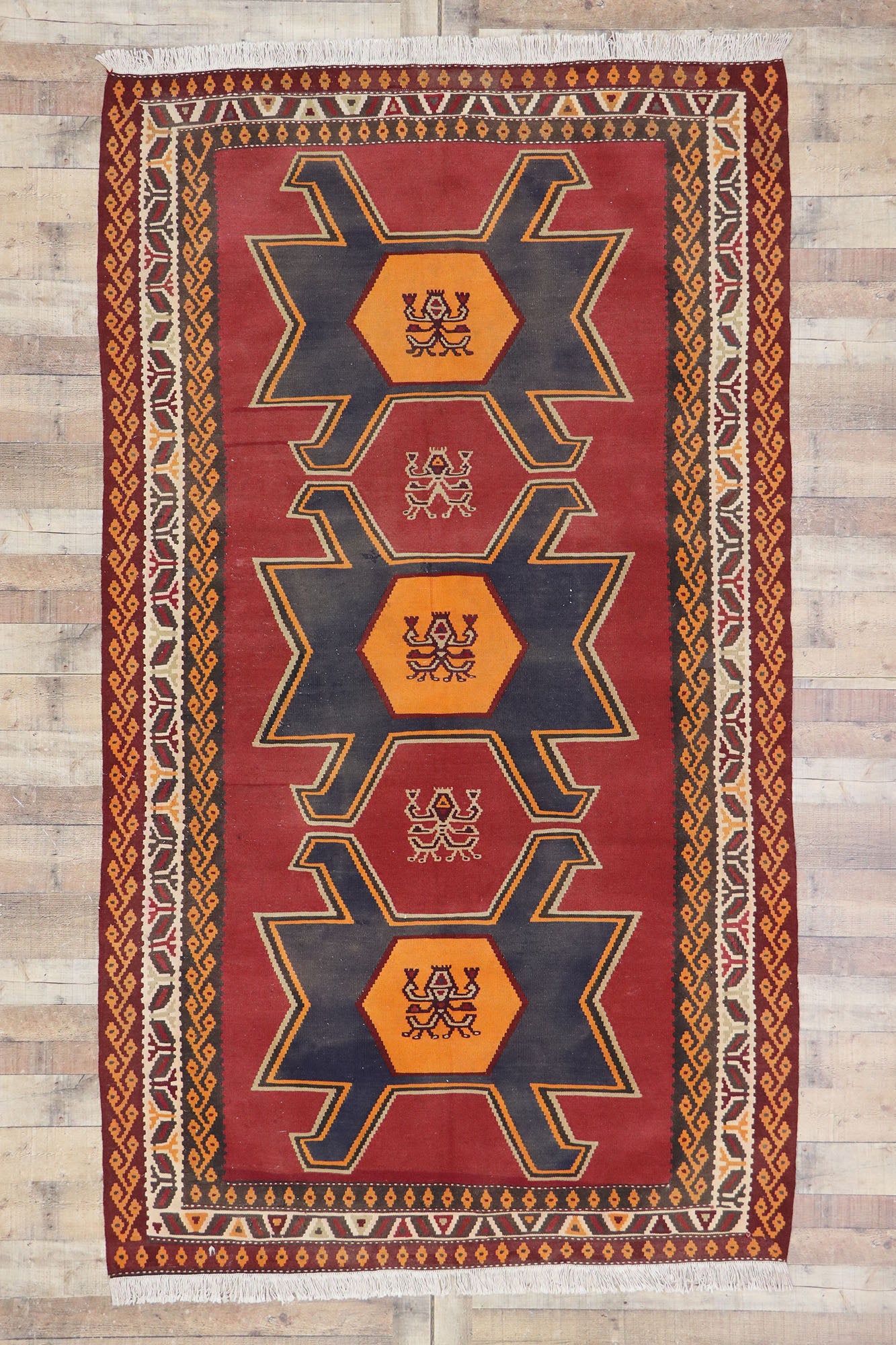6 x 10 Vintage Persian Shiraz Kilim Rug 78036
