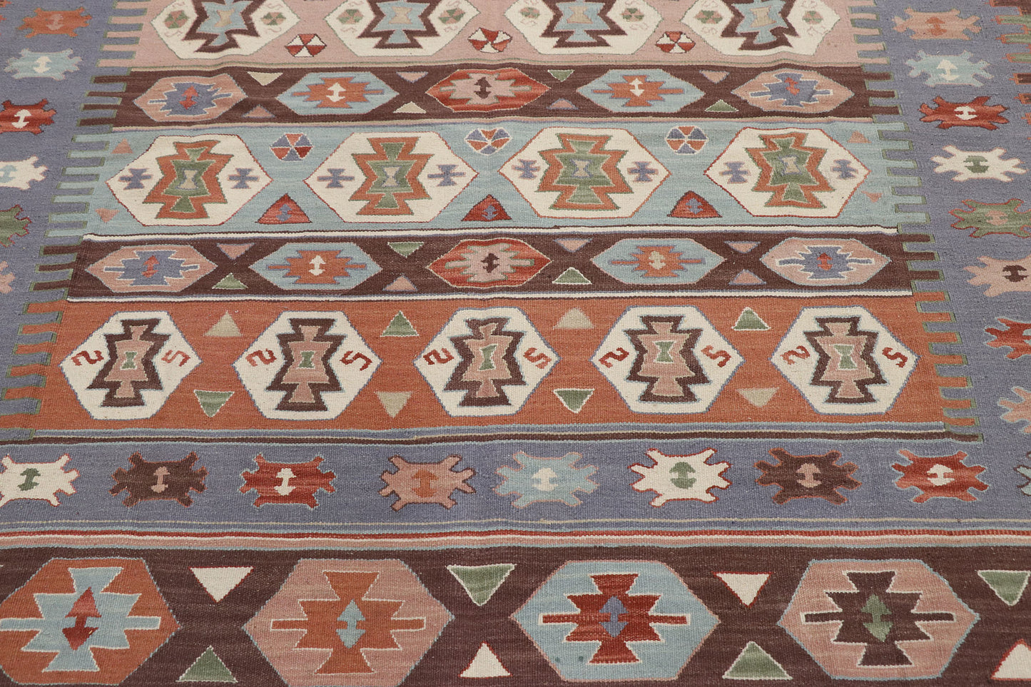 6 x 9 Vintage Persian Shiraz Kilim Rug 78054