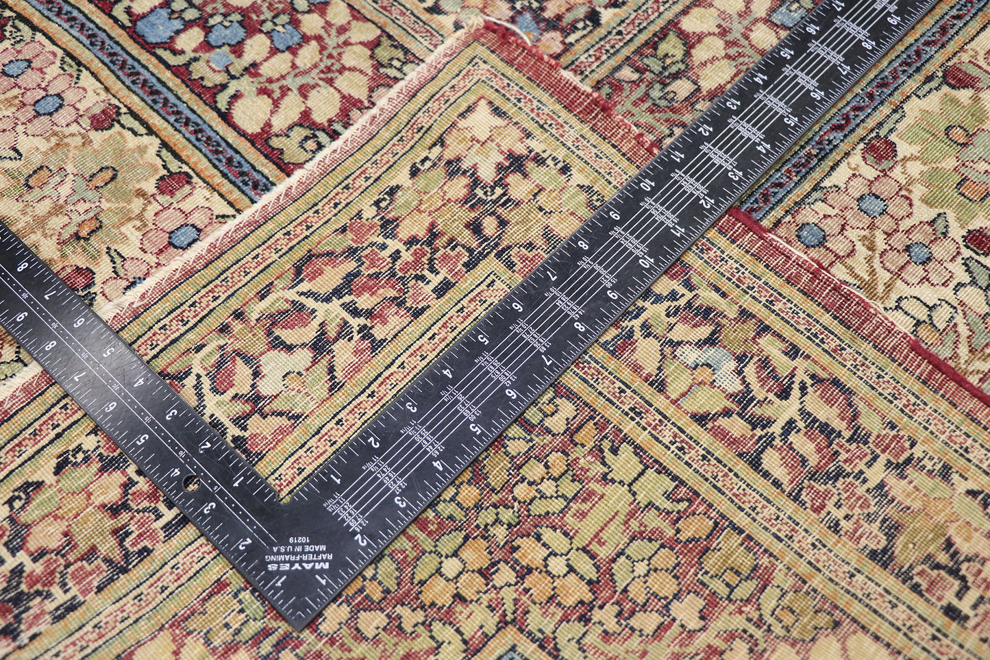 10 x 13 Antique Persian Lavar Kermanshah Rug 78080