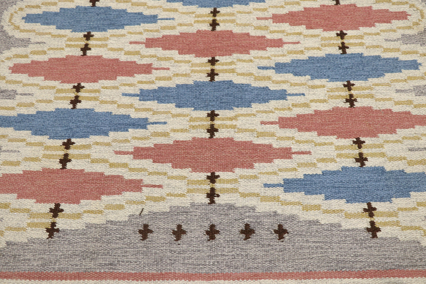 5 x 6 Vintage Swedish Rollakan Rug 78108