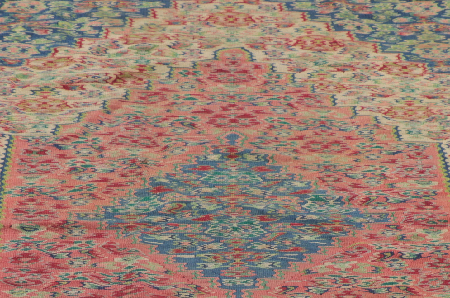 4 x 6 Vintage Persian Bijar Kilim Rug 78212