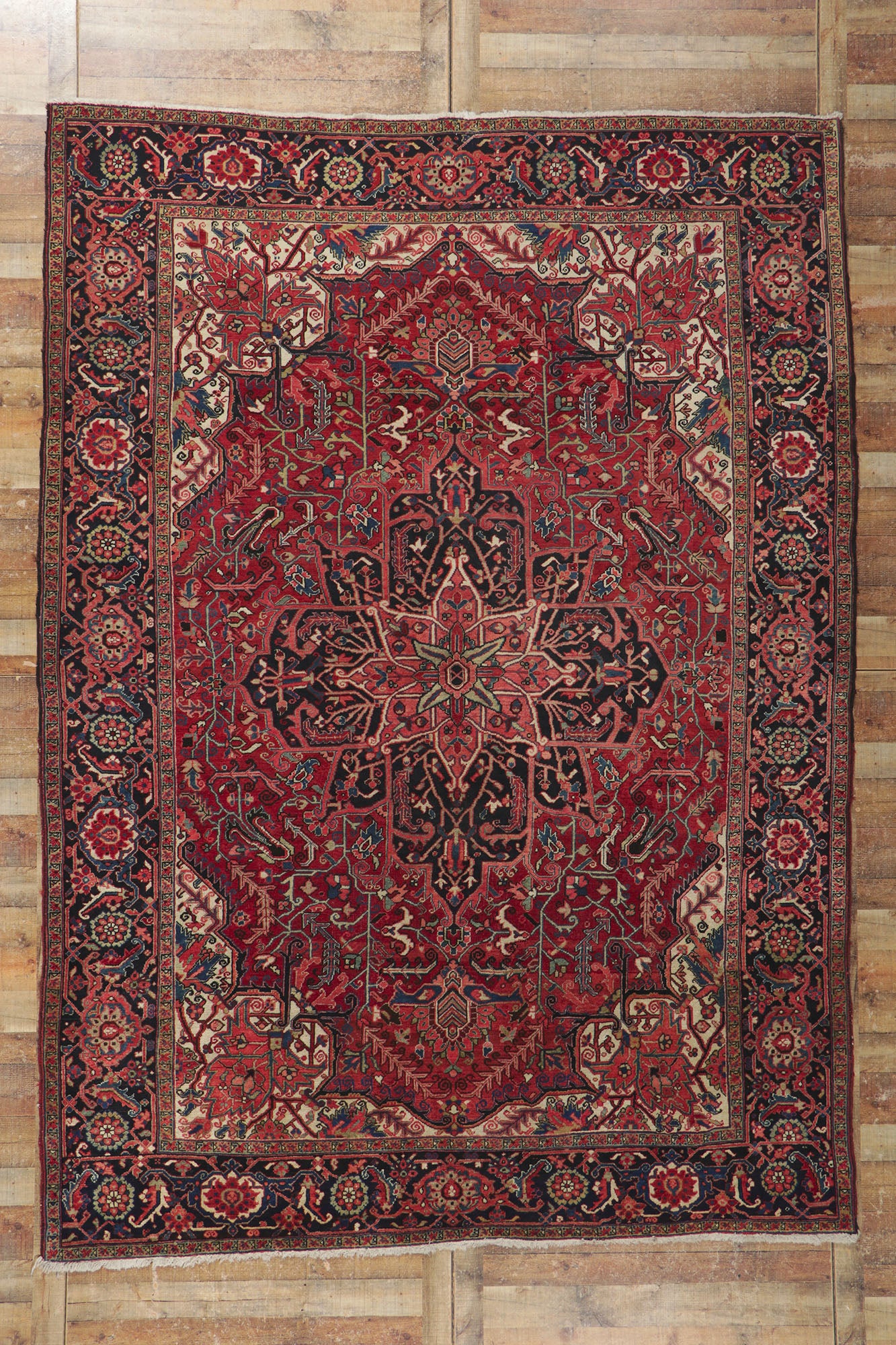 9 x 12 Antique Persian Heriz Rug 78222