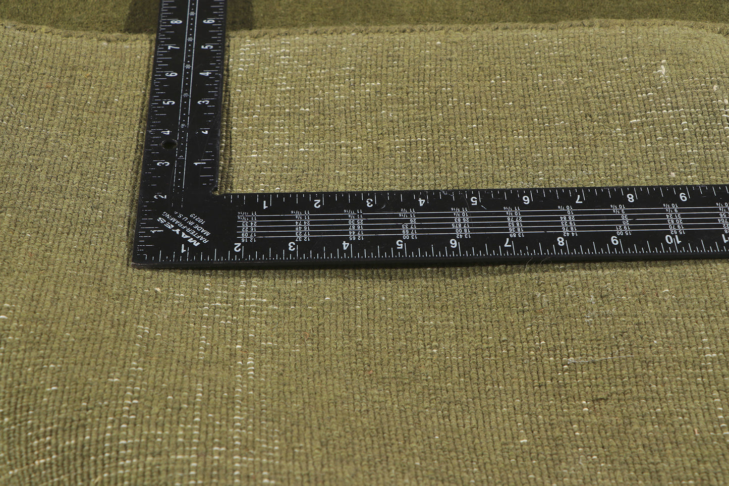 8 x 10 Solid Olive Green Modern Rug 30928