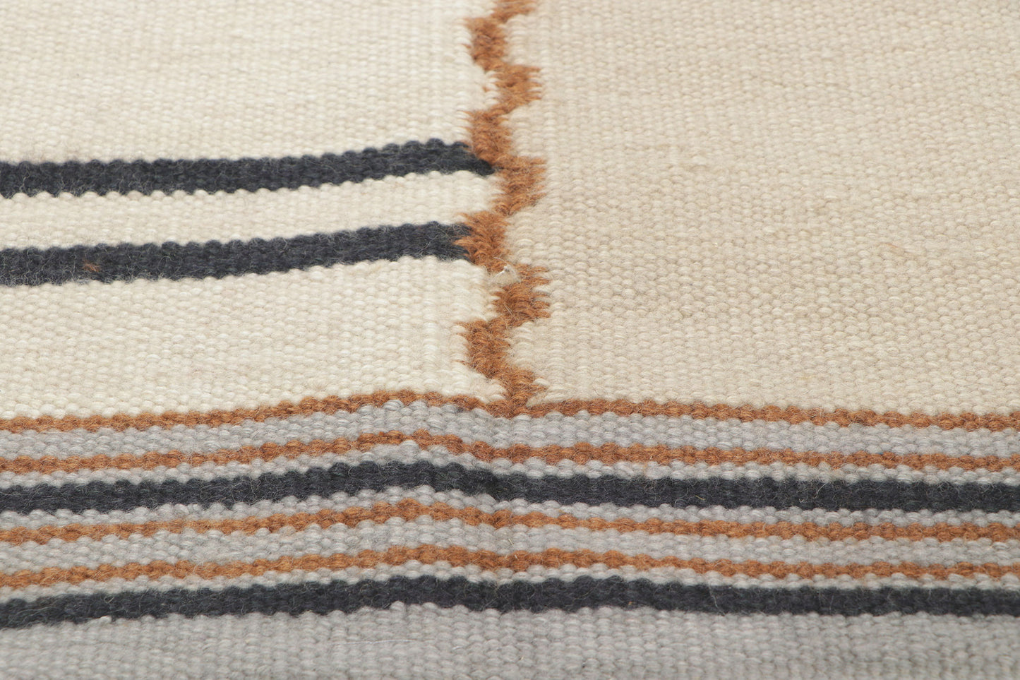 8 x 10 Swedish Inspired Kilim Rug 30954