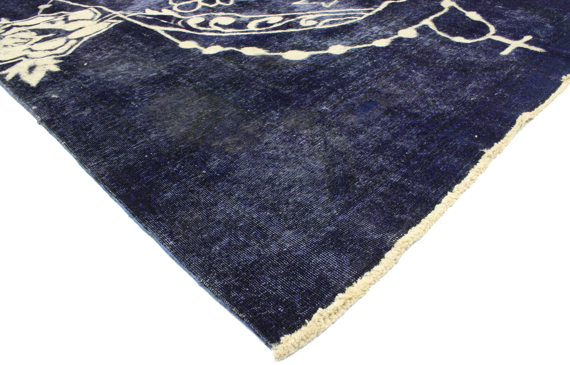 8 x 11 Distressed Vintage Blue Overdyed Skull Rug 80273