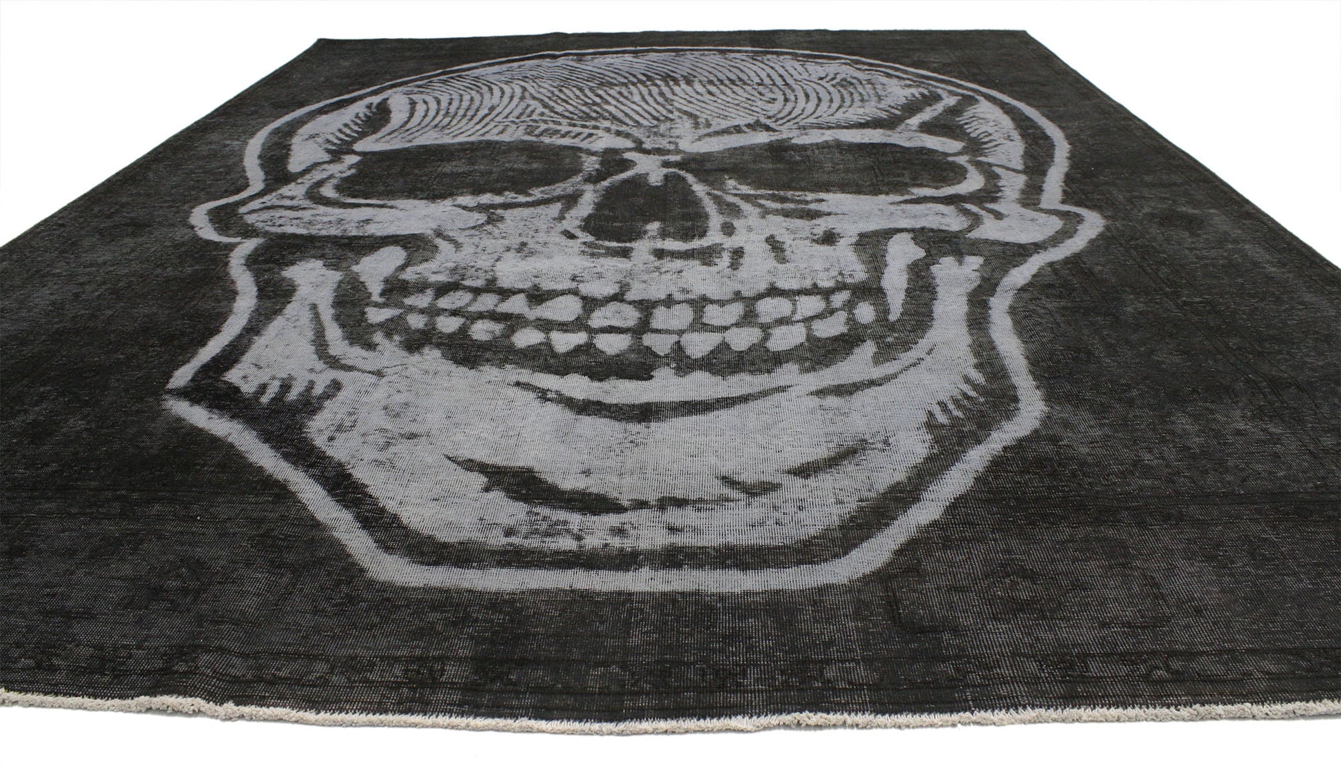 10 x 12 Vintage Overdyed Skull Rug 80432