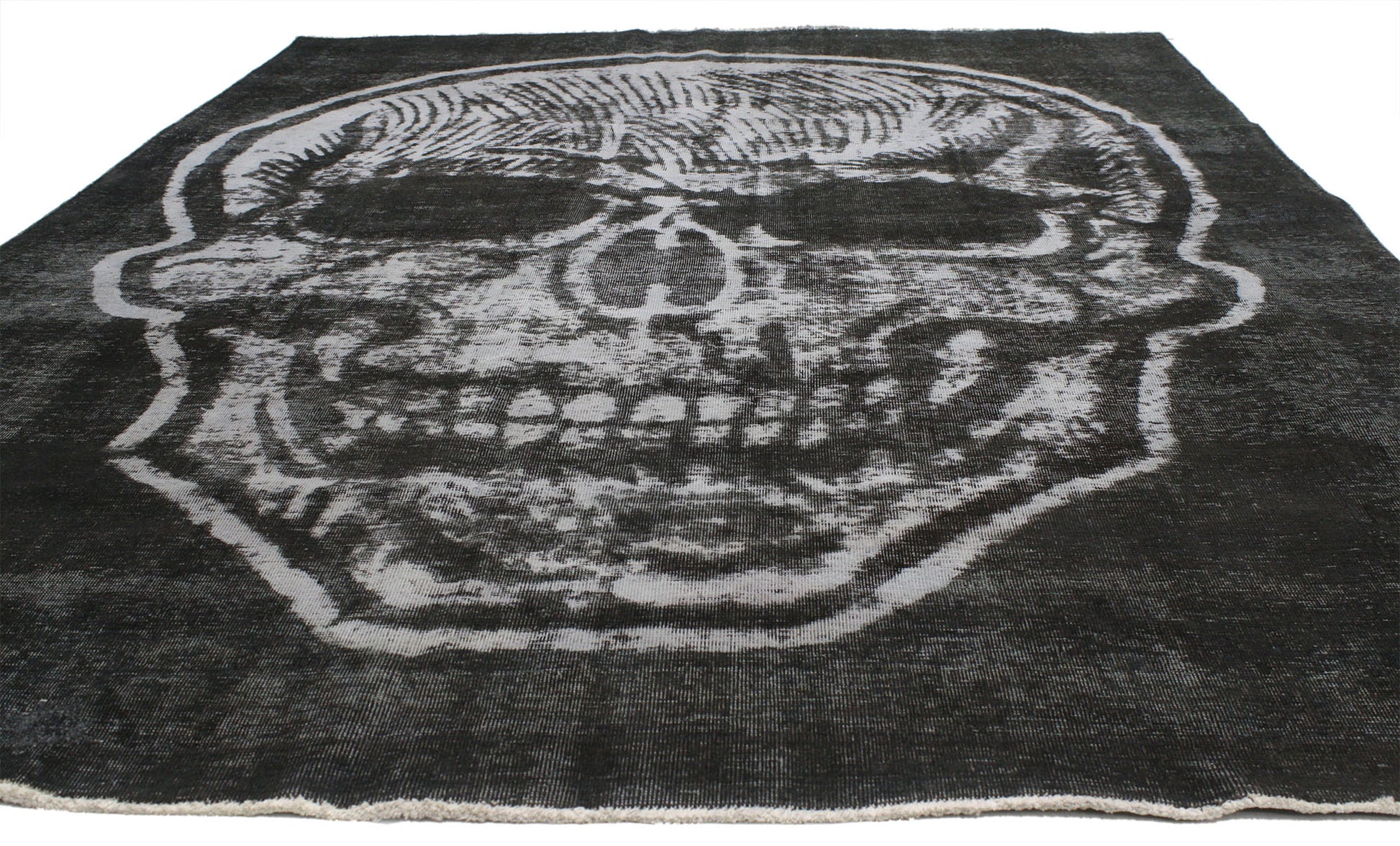 8 x 11 Vintage Overdyed Skull Rug 80434