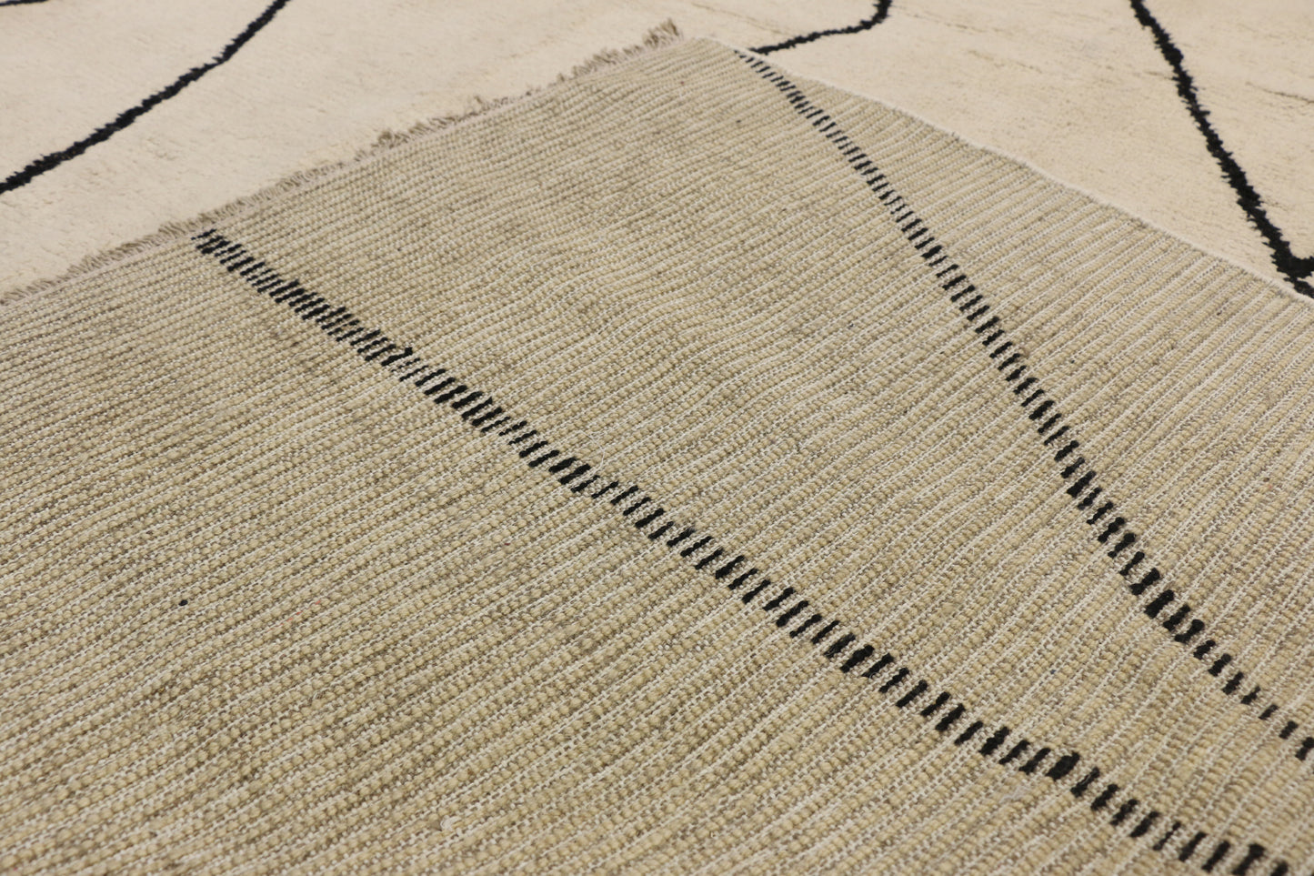 10 x 13 Organic Modern Moroccan Rug 80509