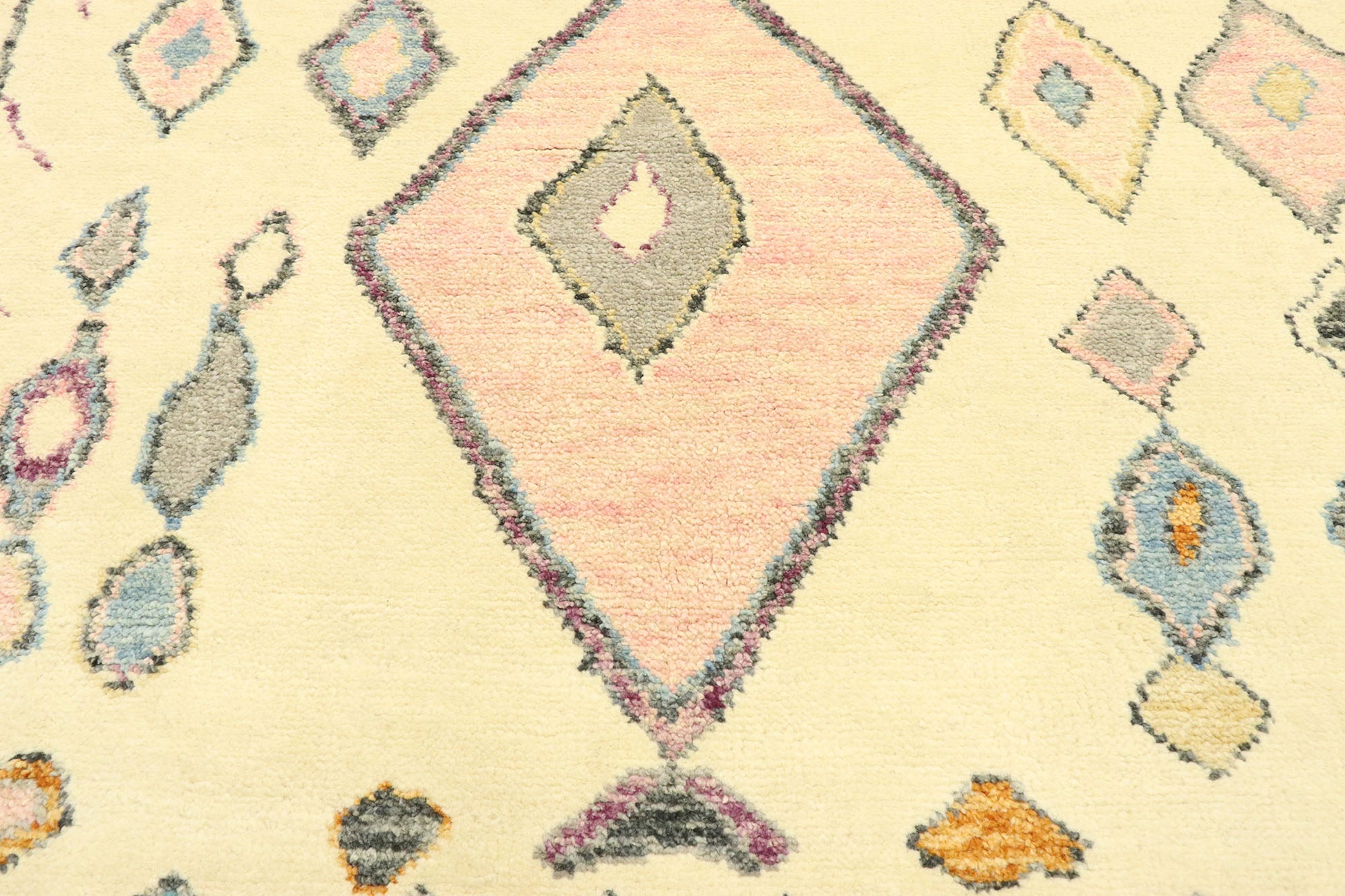 5 x 8 Colorful Moroccan Rug 80623