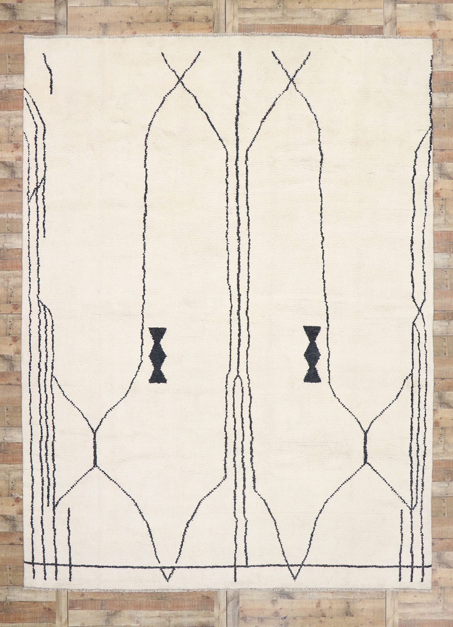 10 x 14 Black and White Moroccan Rug 80648